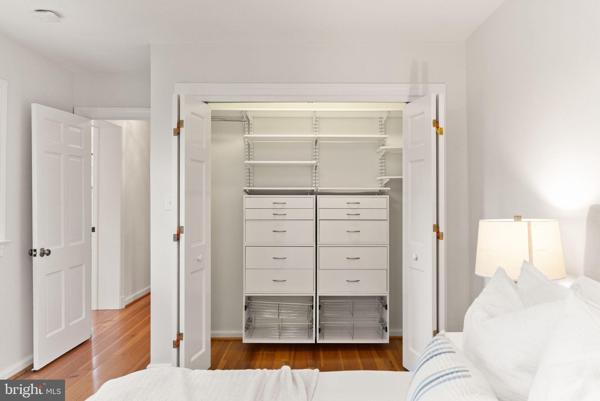 BEVERLY HILLS - Residential