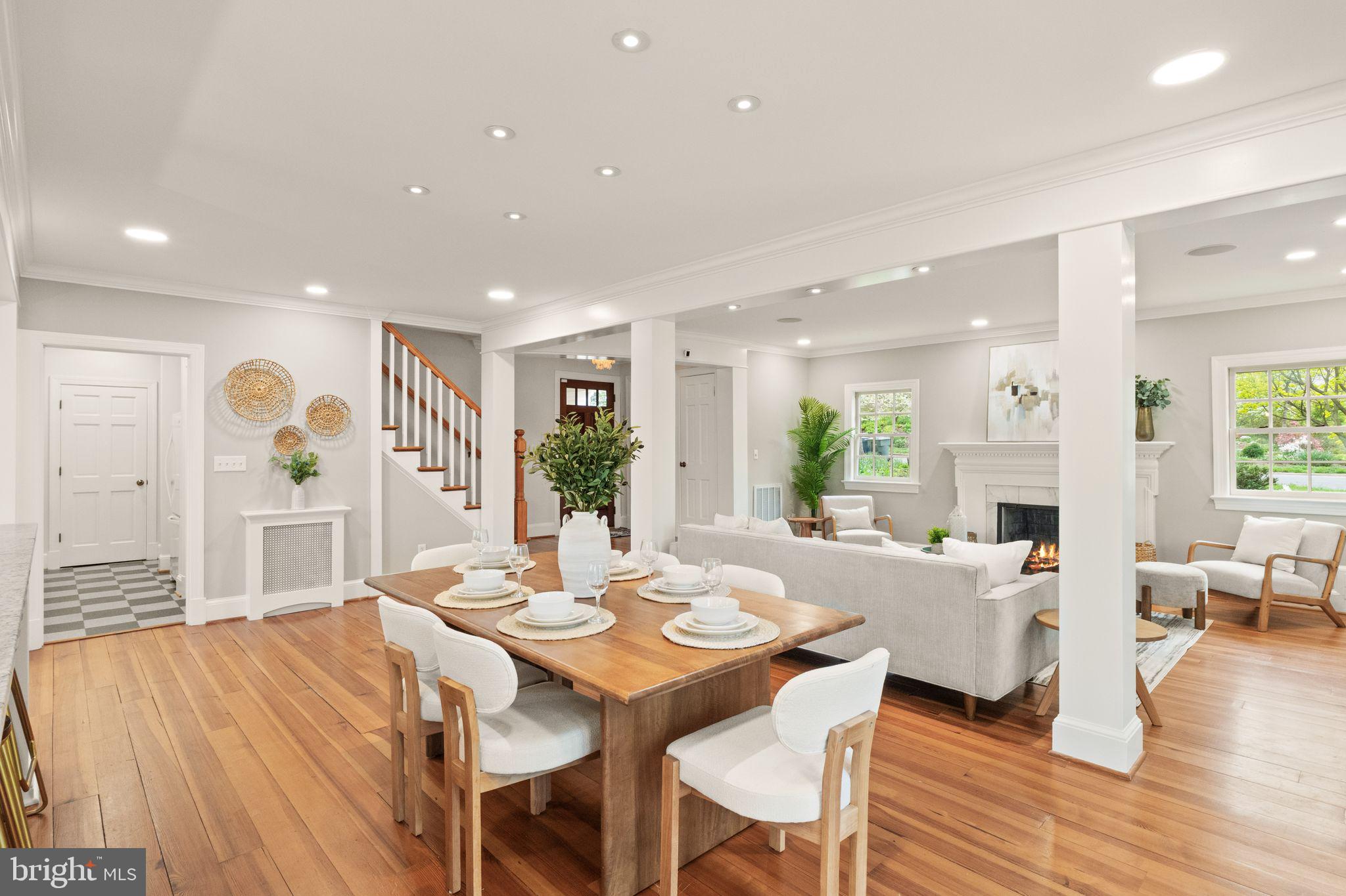 BEVERLY HILLS - Residential