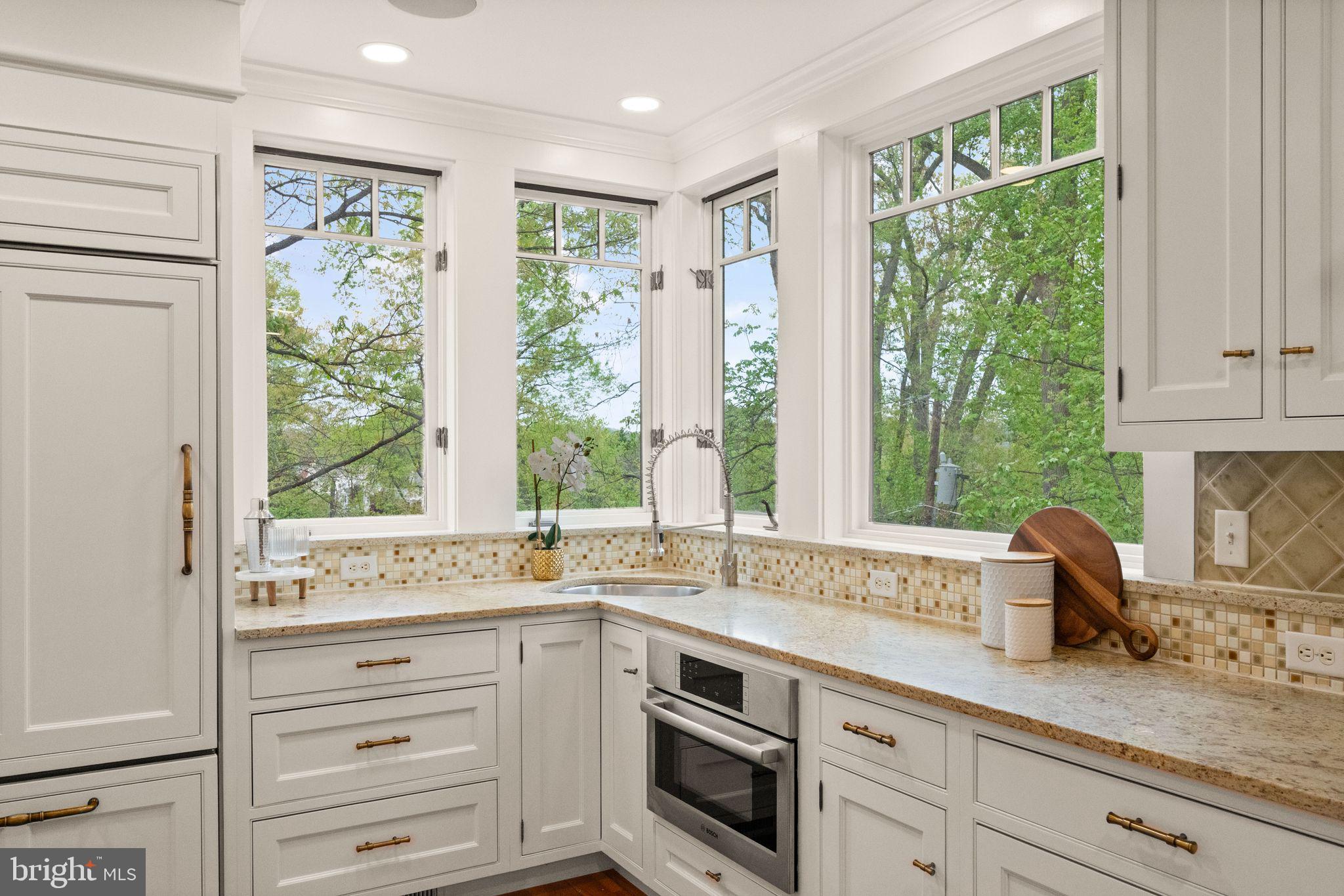 BEVERLY HILLS - Residential