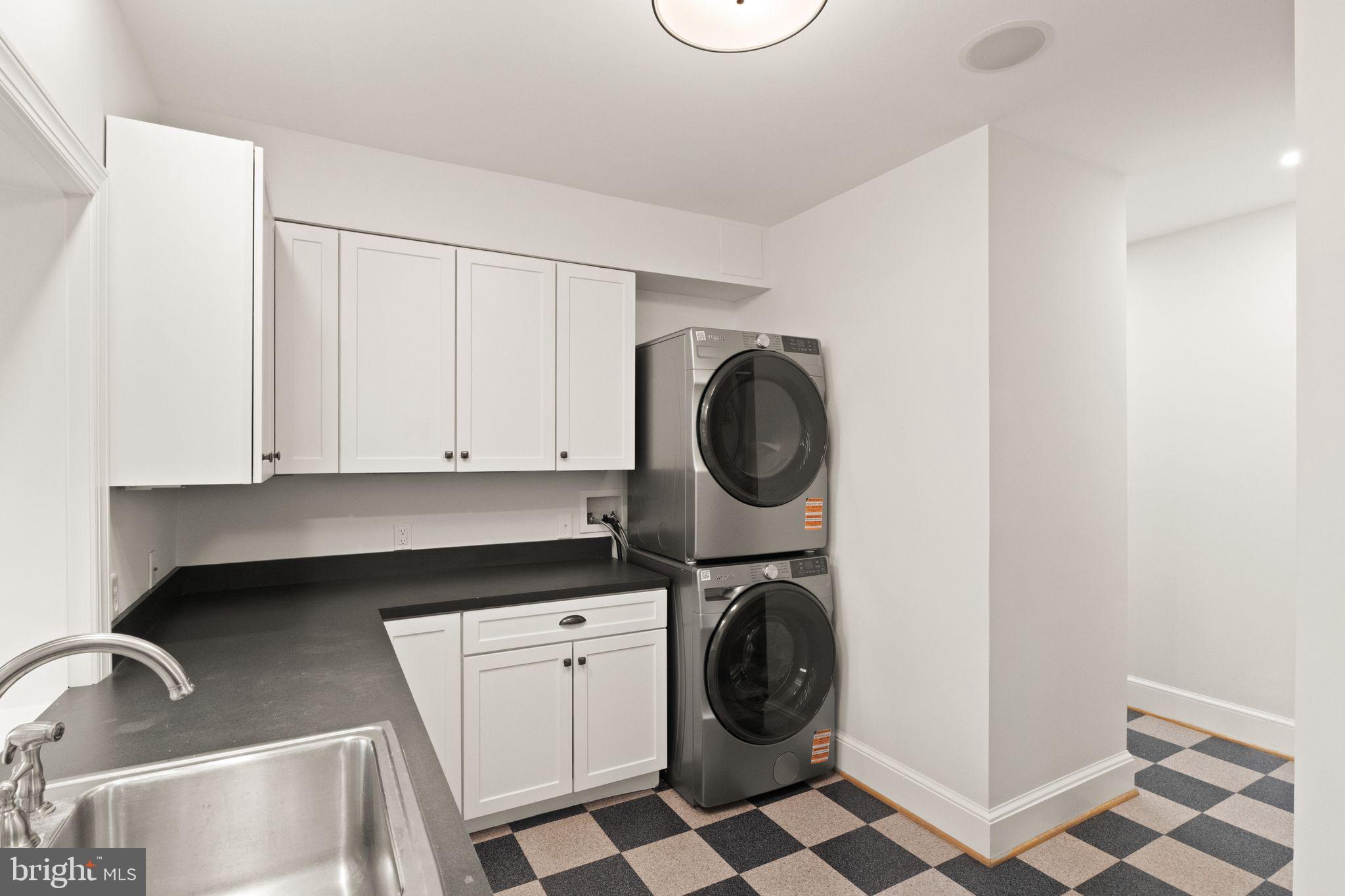 BEVERLY HILLS - Residential