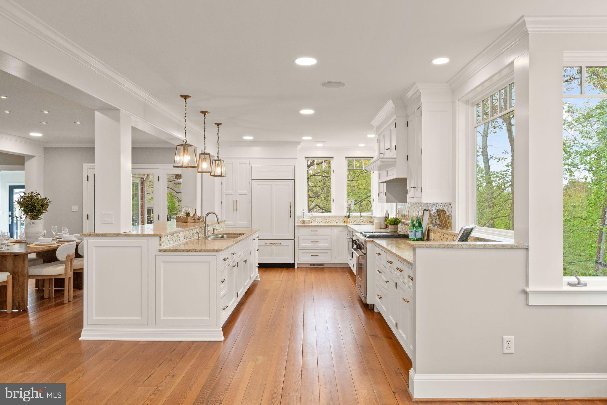 BEVERLY HILLS - Residential