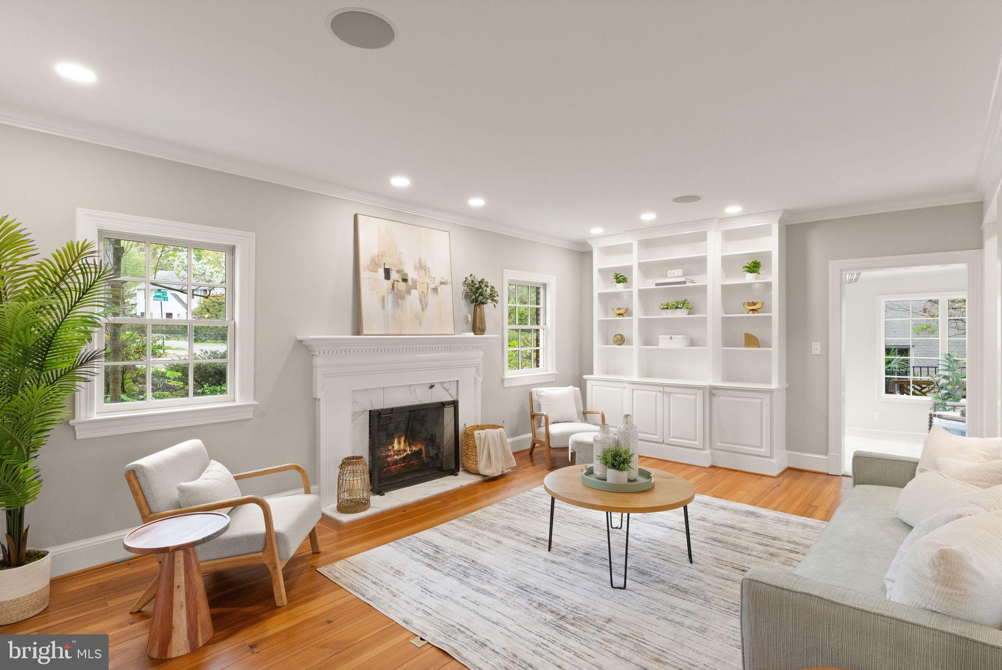 BEVERLY HILLS - Residential