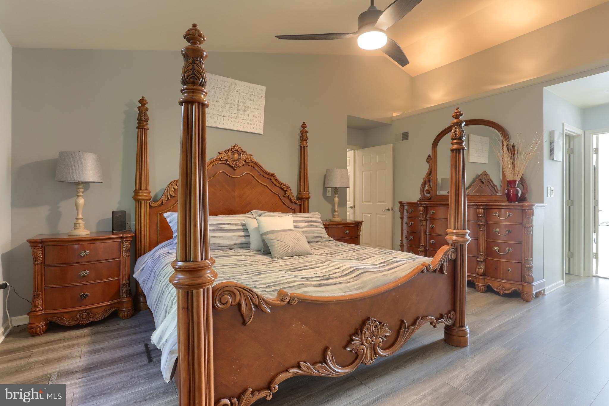 FOREST HILLS - Residential