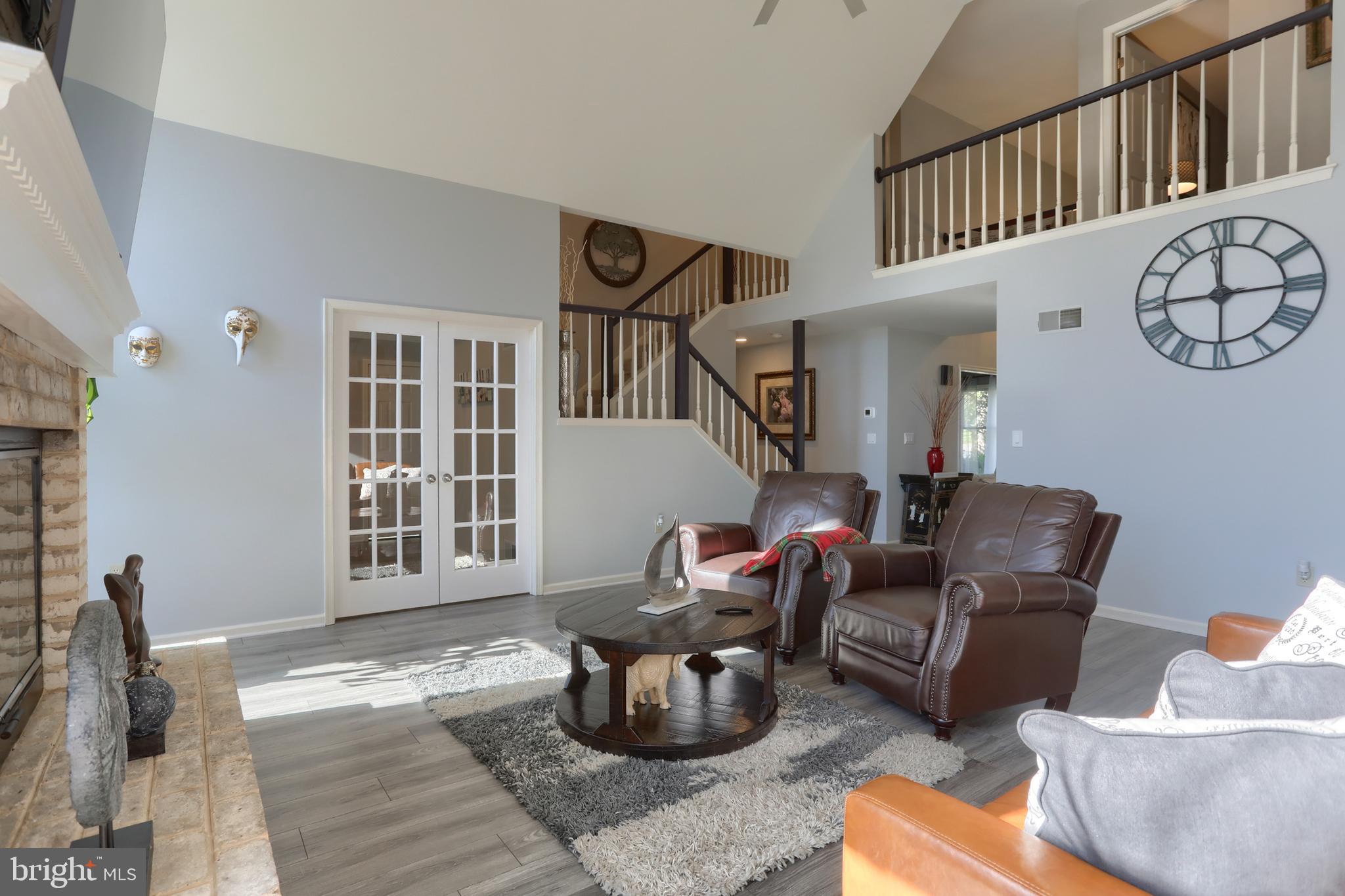 FOREST HILLS - Residential