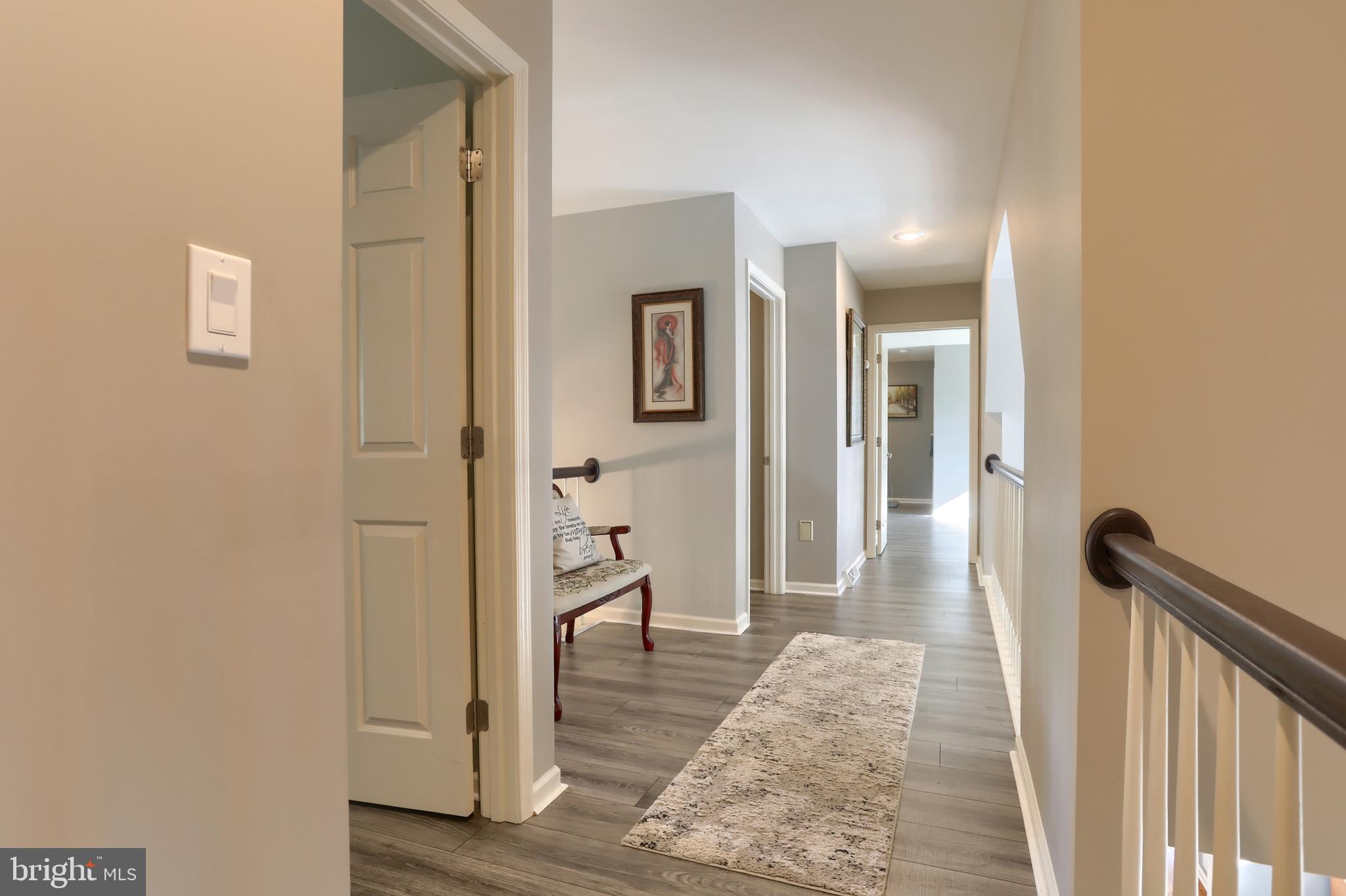 FOREST HILLS - Residential