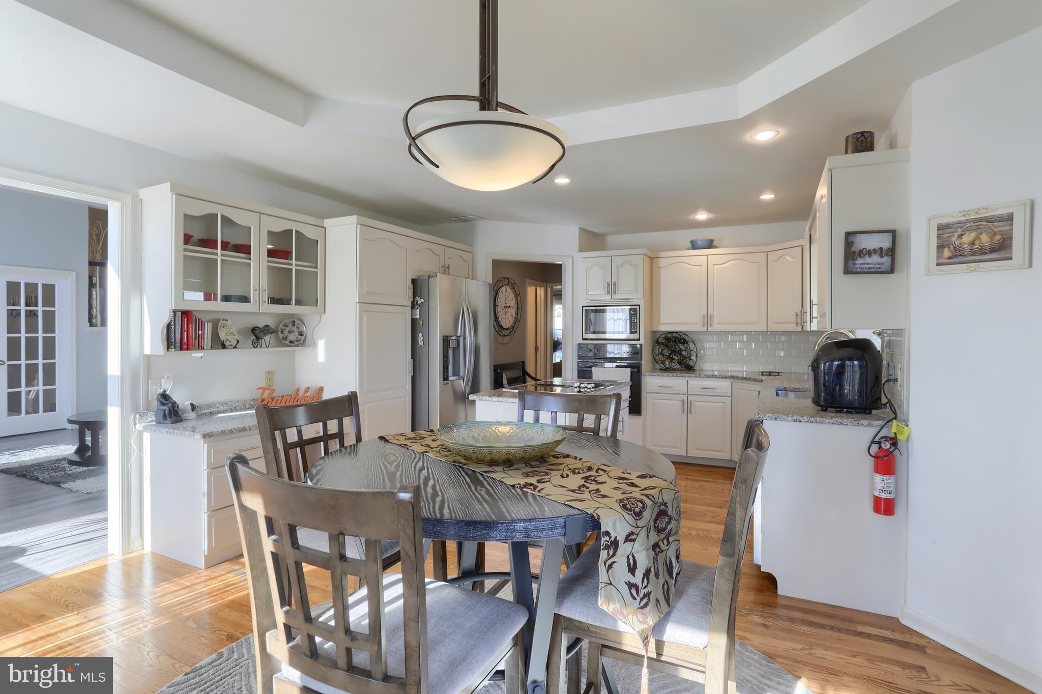 FOREST HILLS - Residential