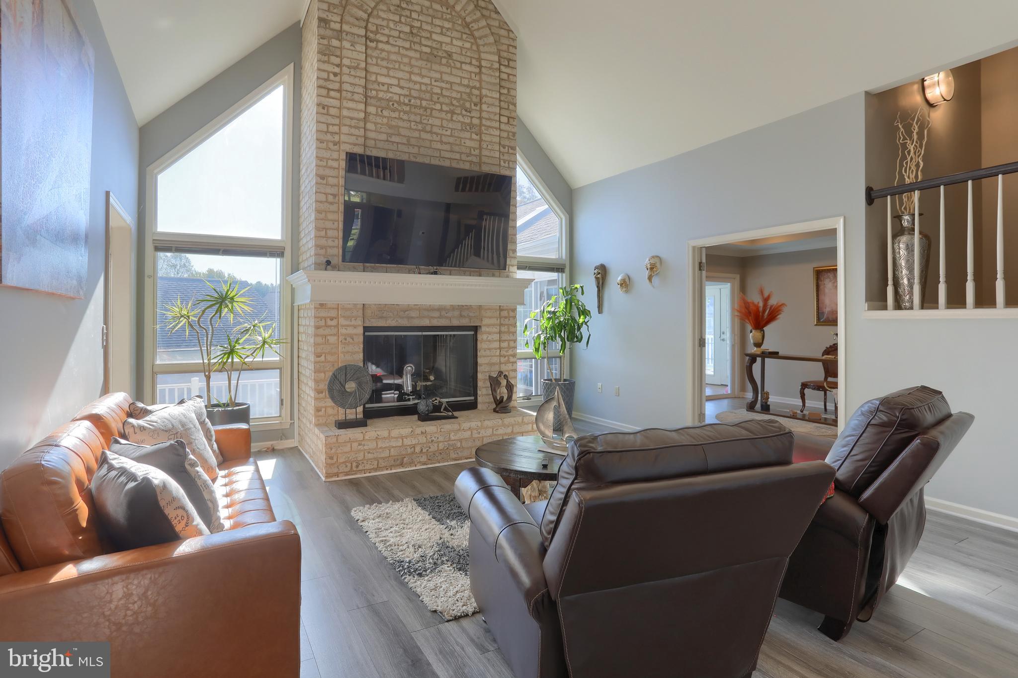 FOREST HILLS - Residential