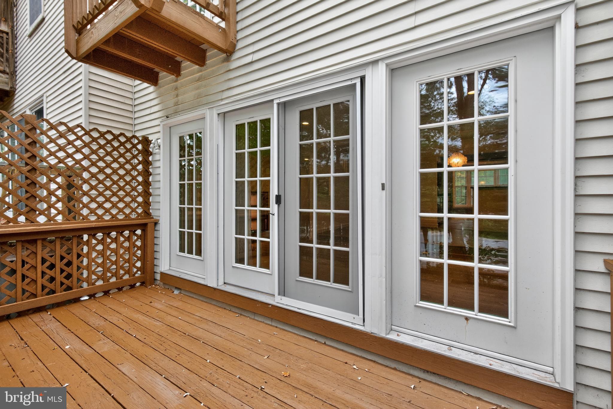 PLAZA GARDENS - Residential