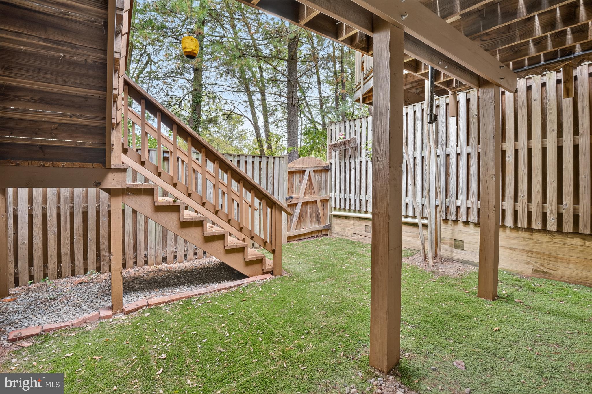 PLAZA GARDENS - Residential