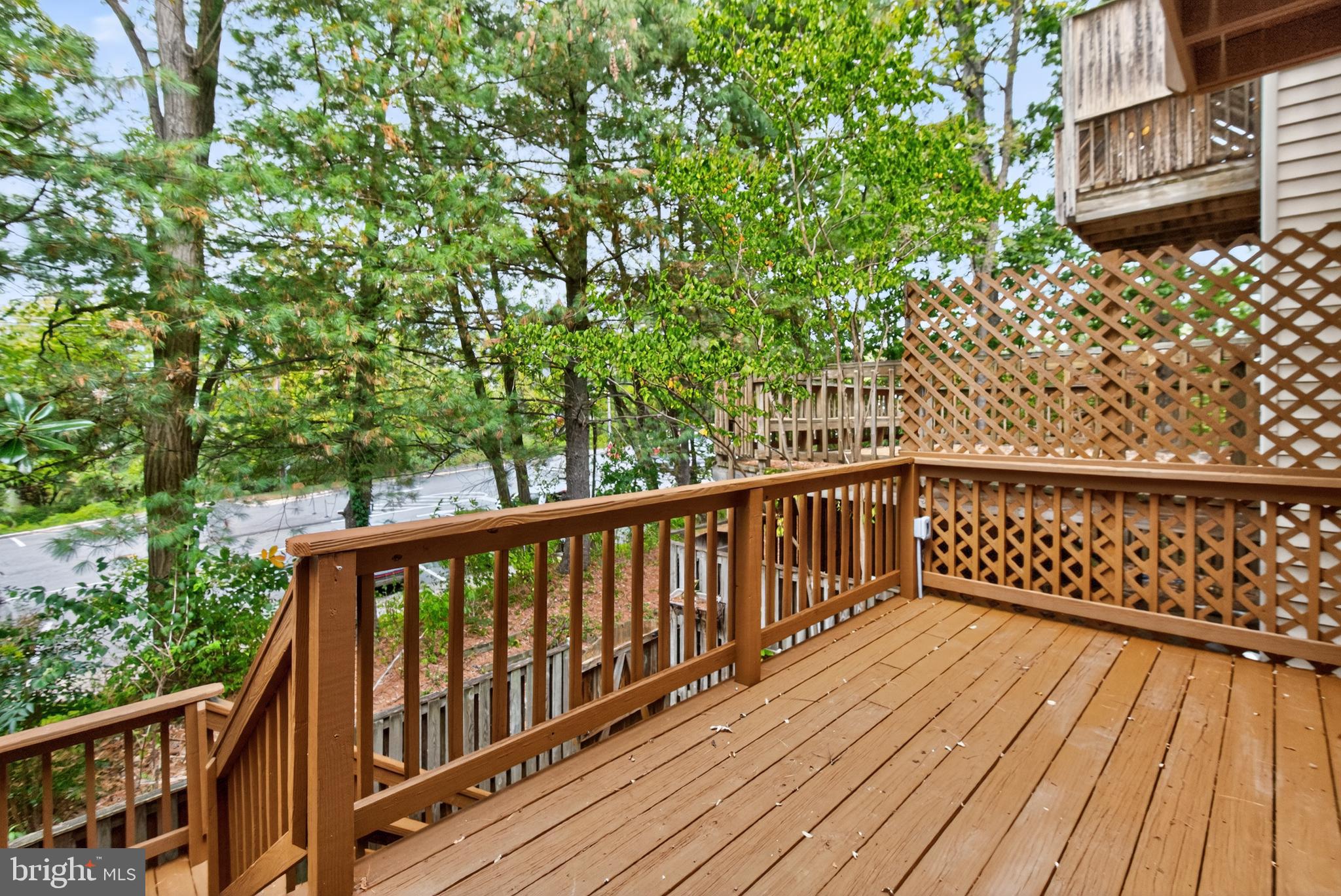 PLAZA GARDENS - Residential