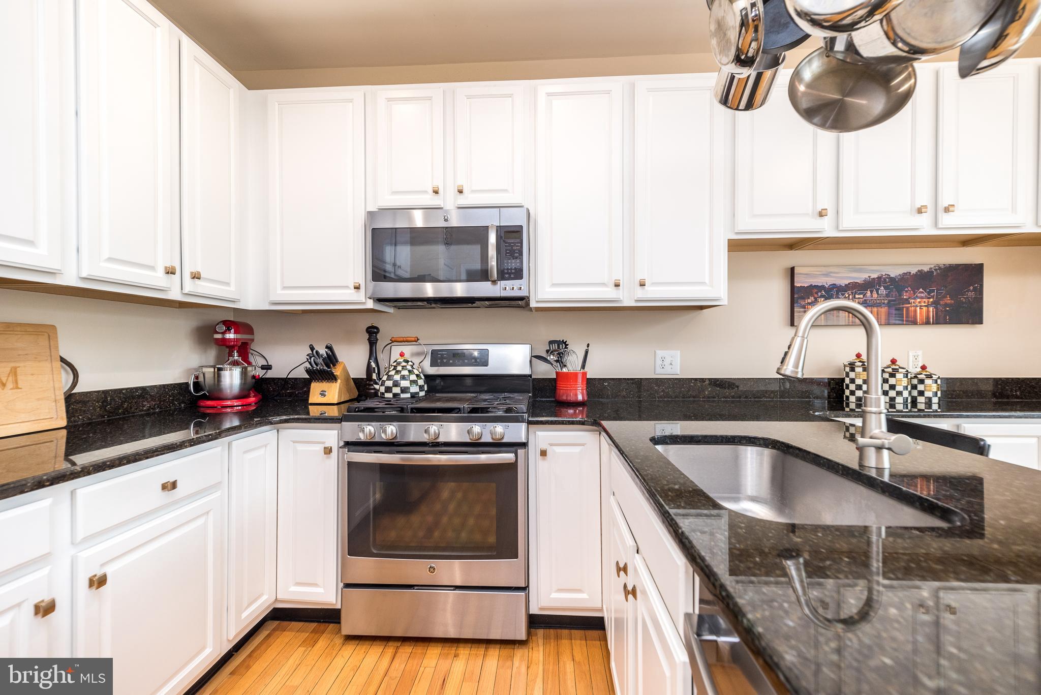 ANDORRA WOODS - Residential