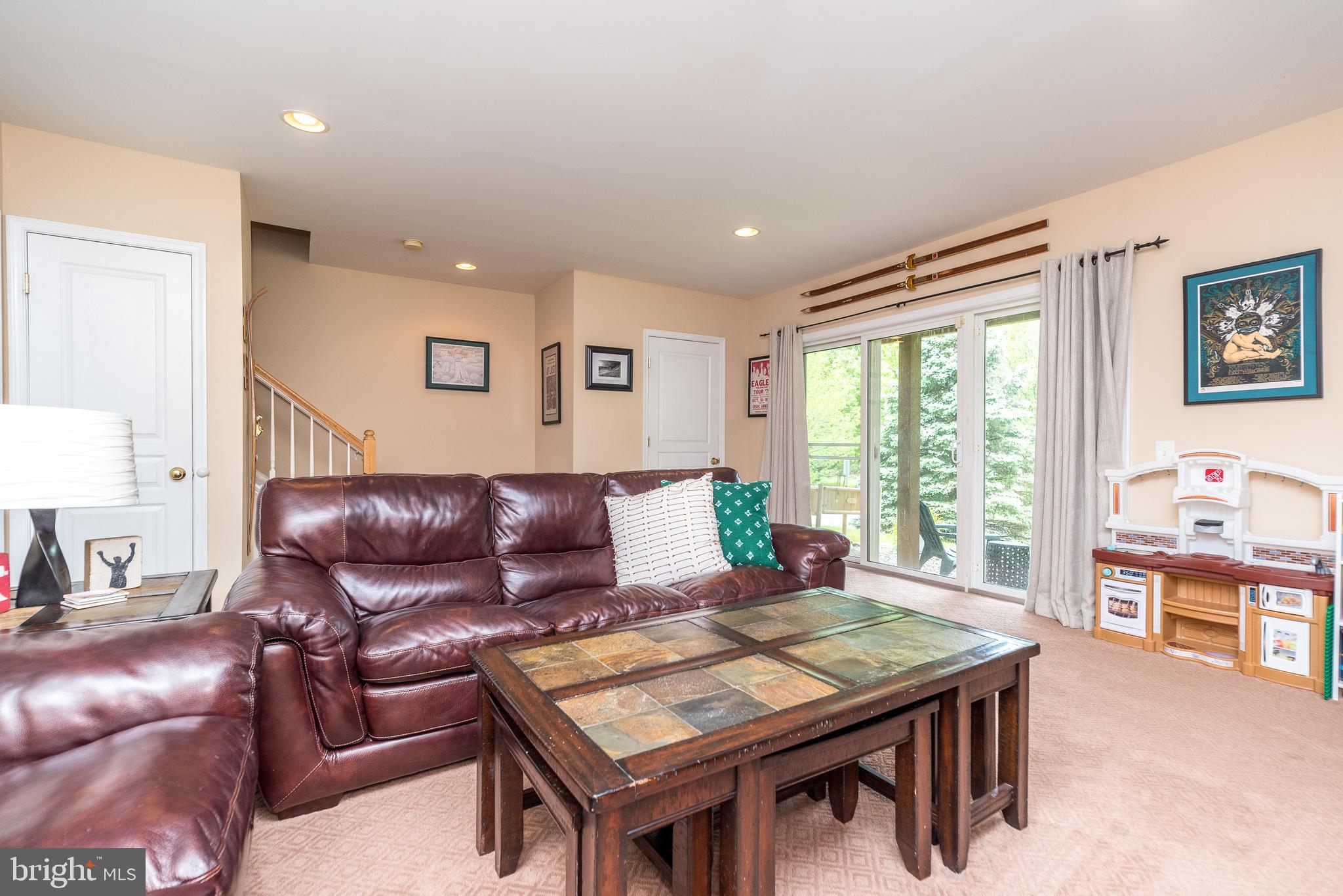 ANDORRA WOODS - Residential