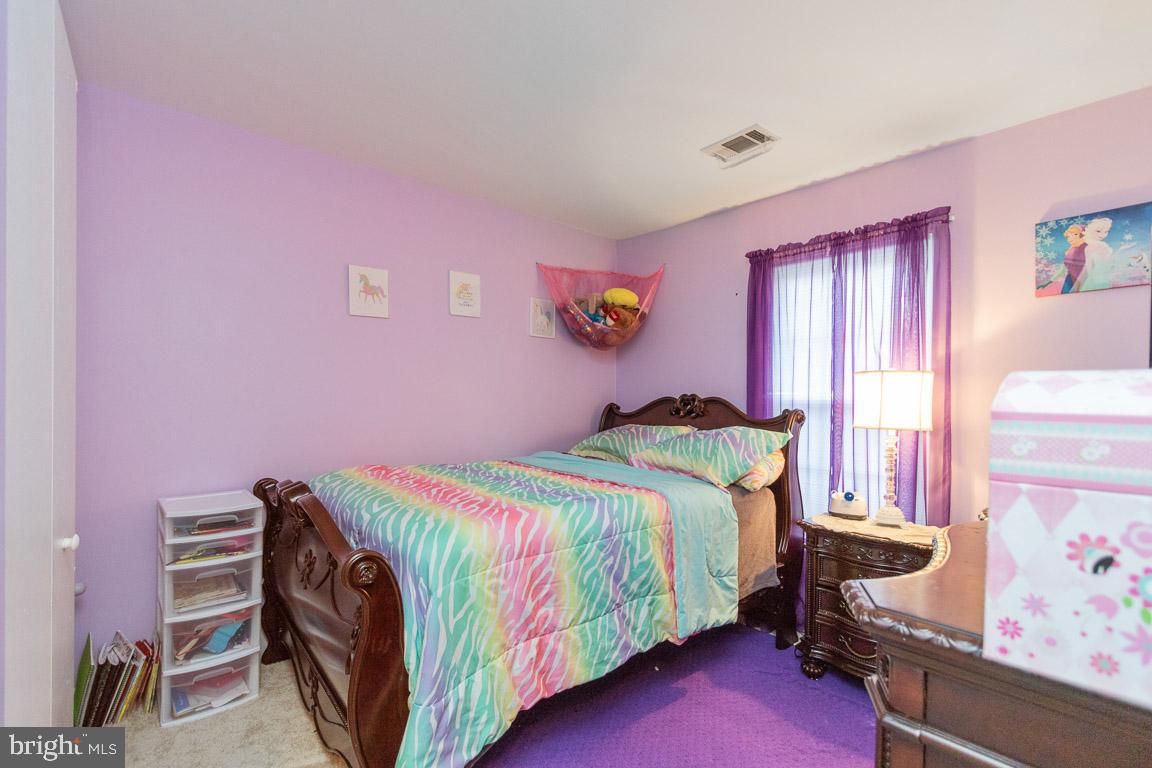 COLONY PARK - Residential