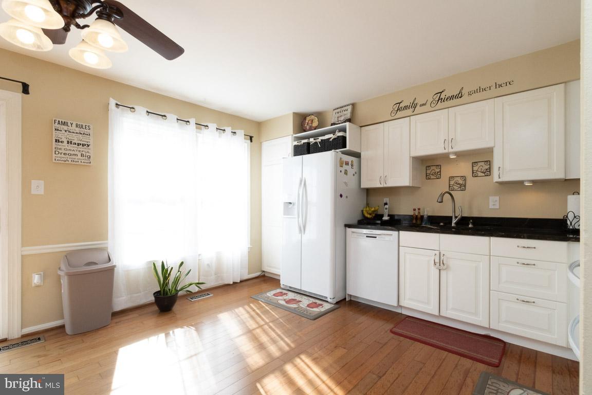 COLONY PARK - Residential