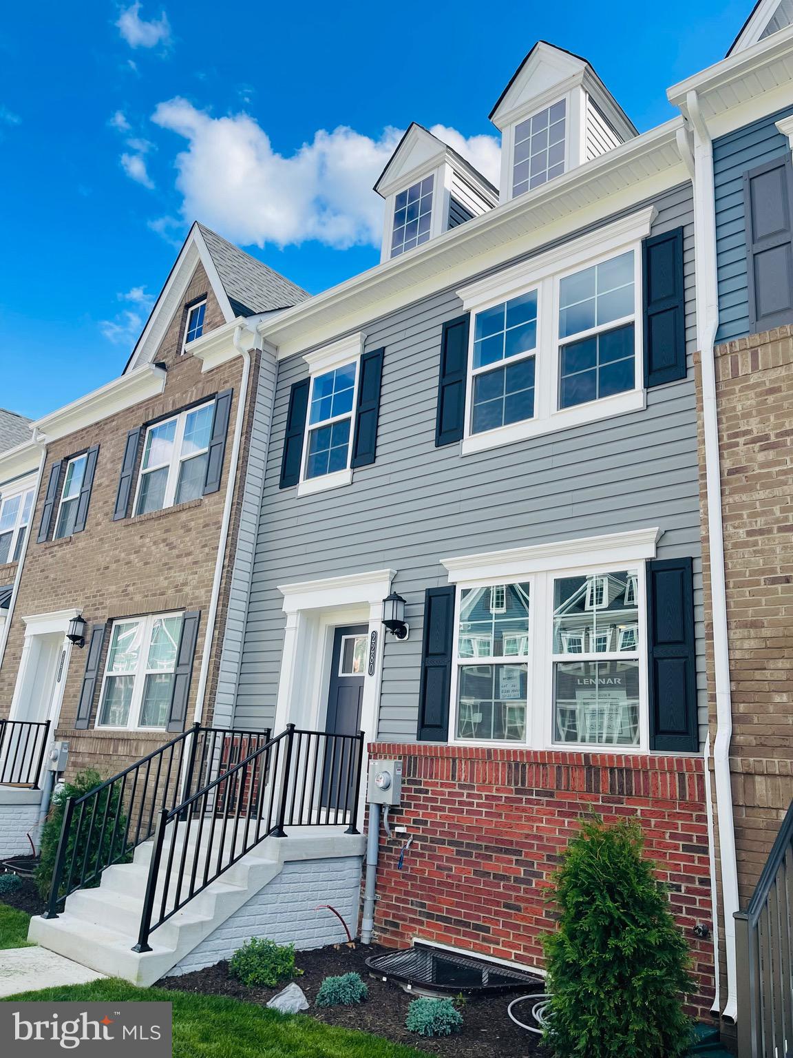 SYCAMORE RIDGE - Residential Lease