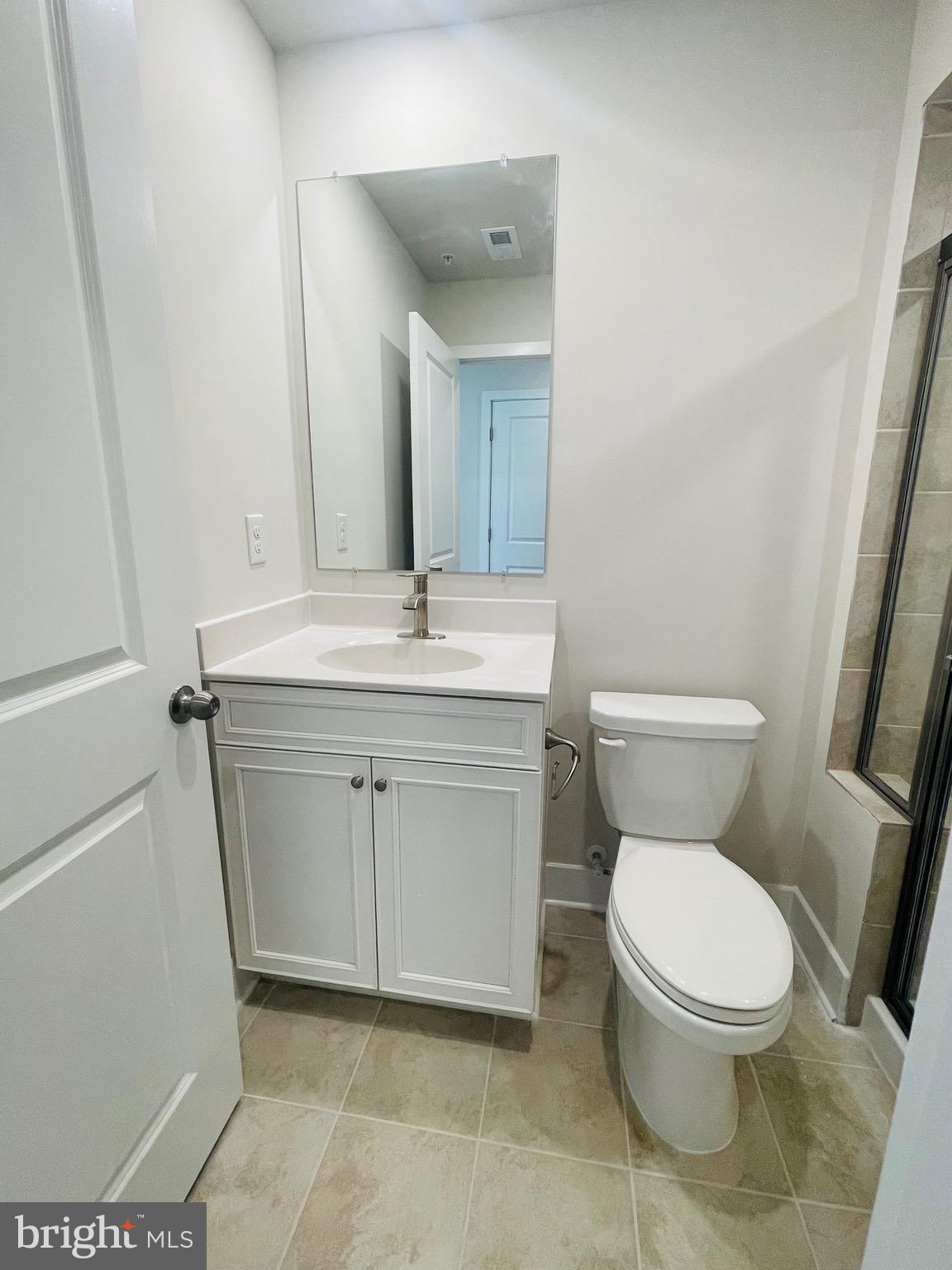 SYCAMORE RIDGE - Residential Lease