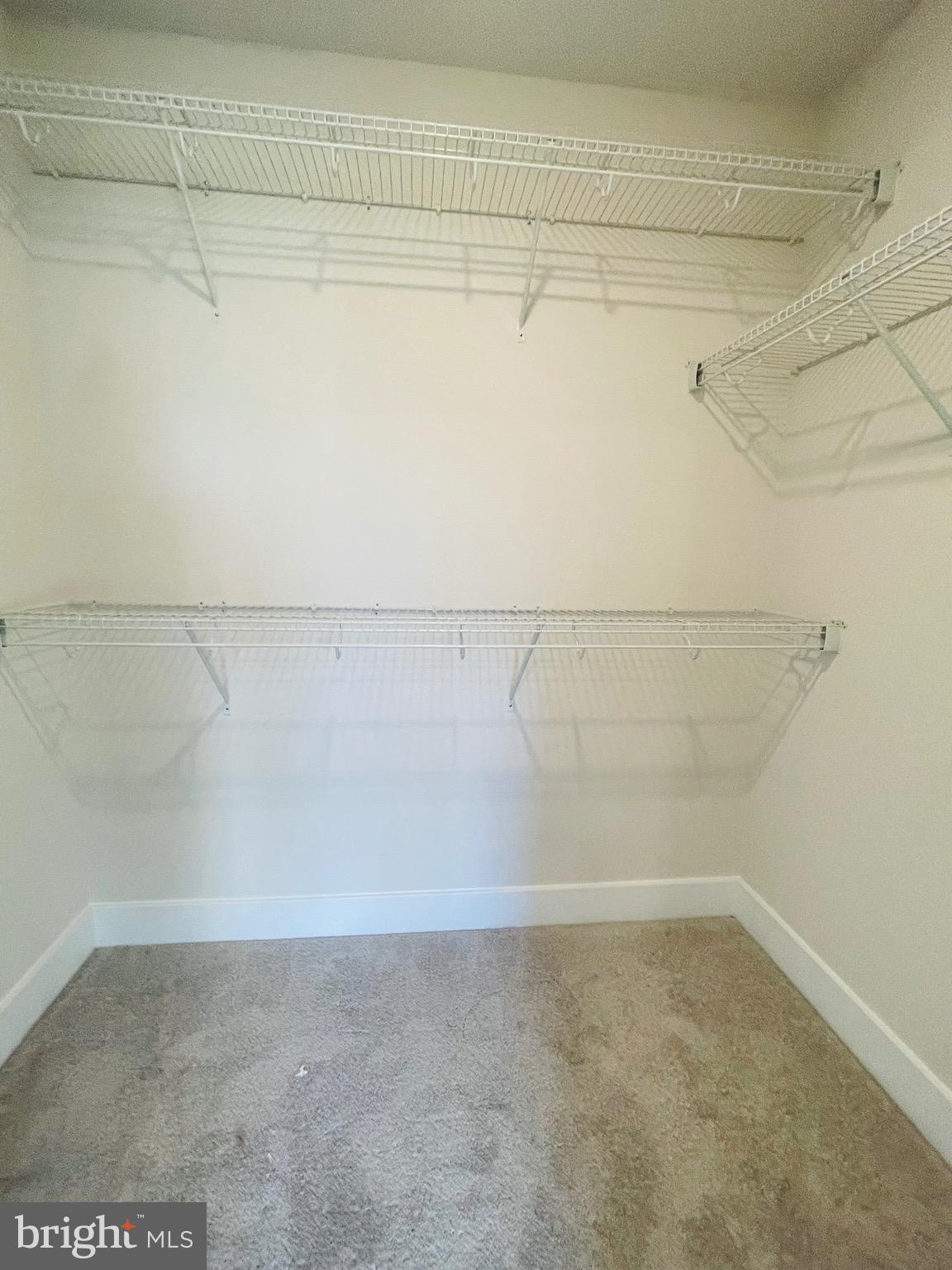 SYCAMORE RIDGE - Residential Lease