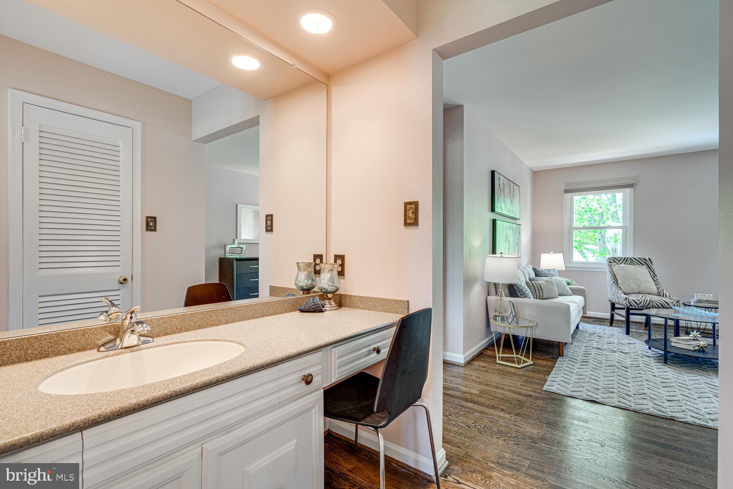 FLOWER VALLEY - Residential