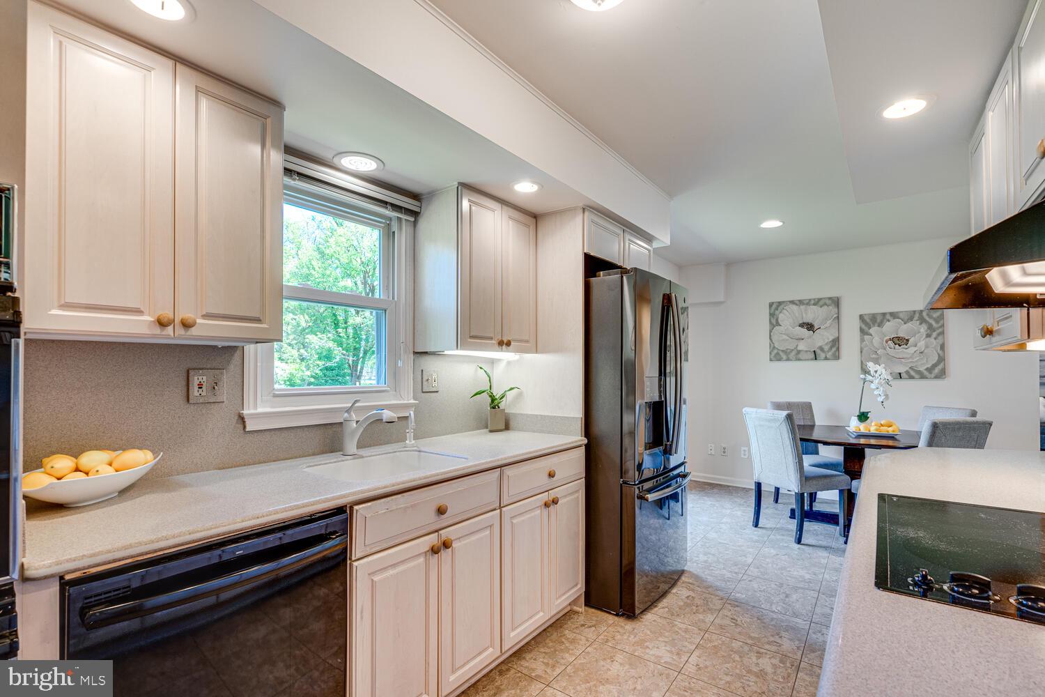 FLOWER VALLEY - Residential