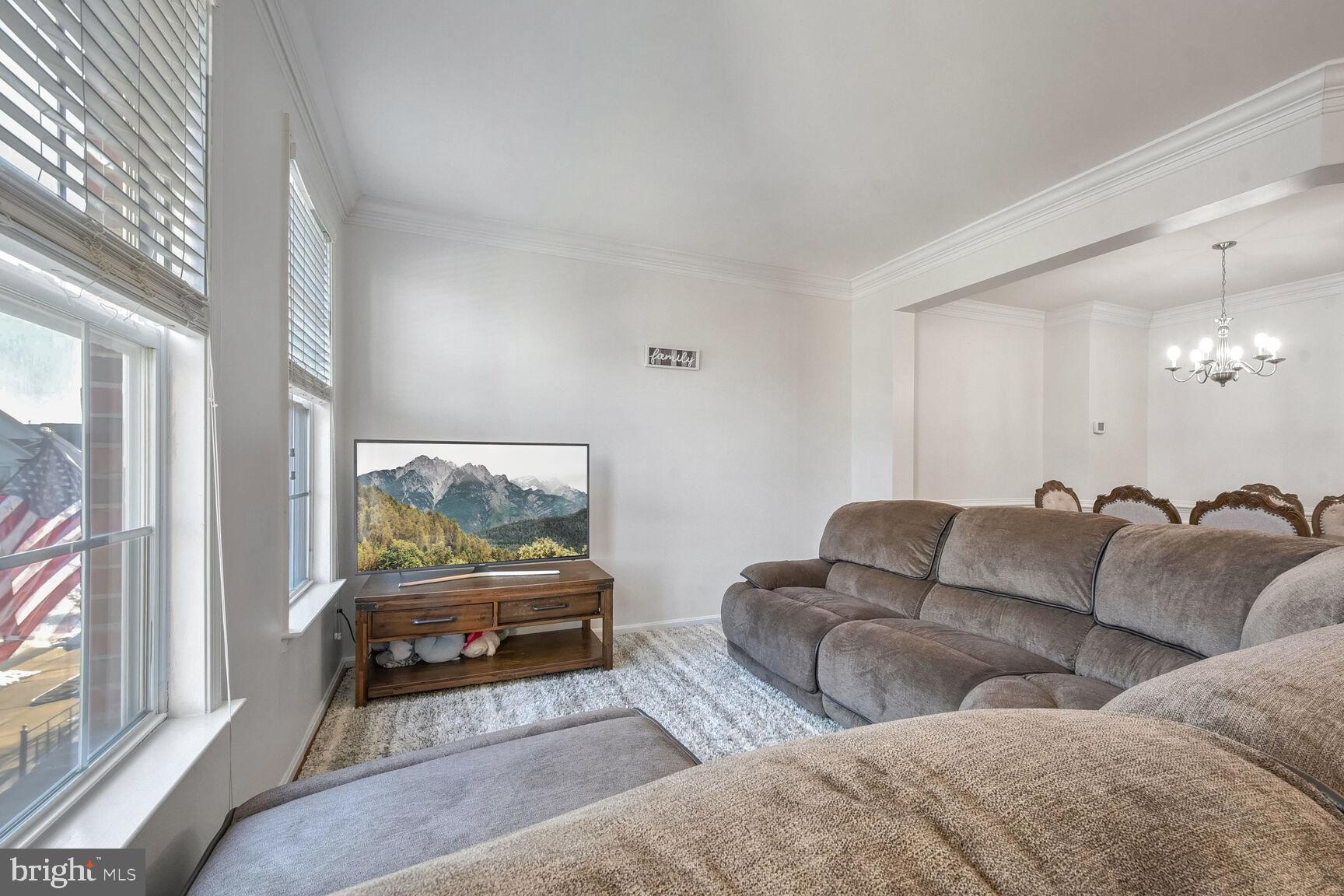 POTOMAC STATION - Residential