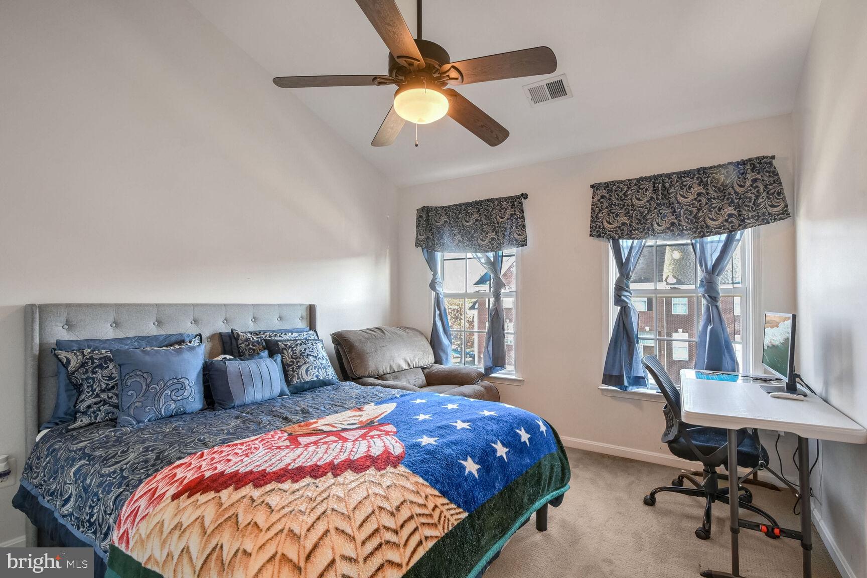 POTOMAC STATION - Residential