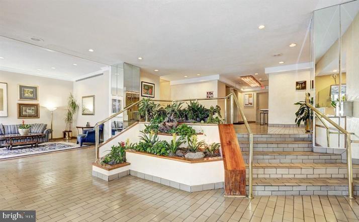 PAVILION ON THE PARK - Residential Lease