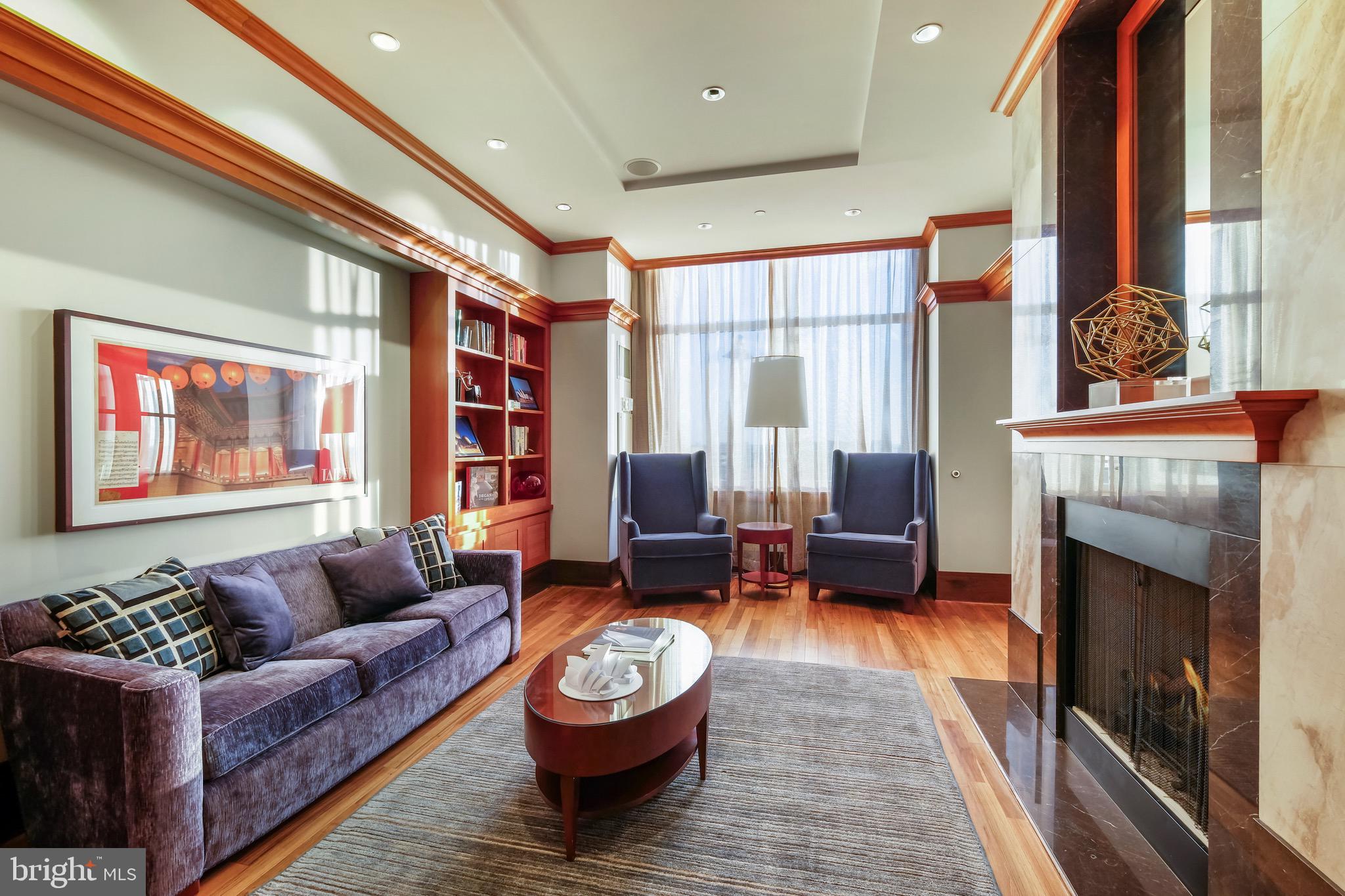 AVENUE OF THE ARTS - Residential
