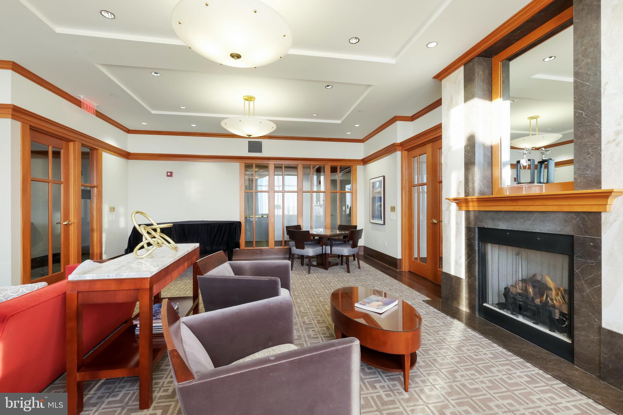 AVENUE OF THE ARTS - Residential