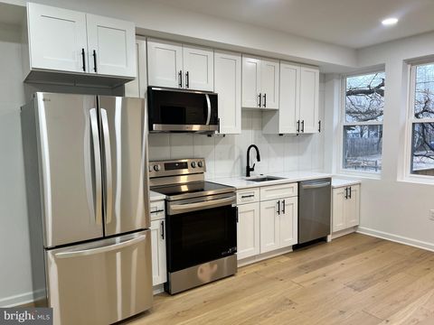 Townhouse For Sale - 4811 Reisterstown Road<br/> BALTIMORE, MD 21215