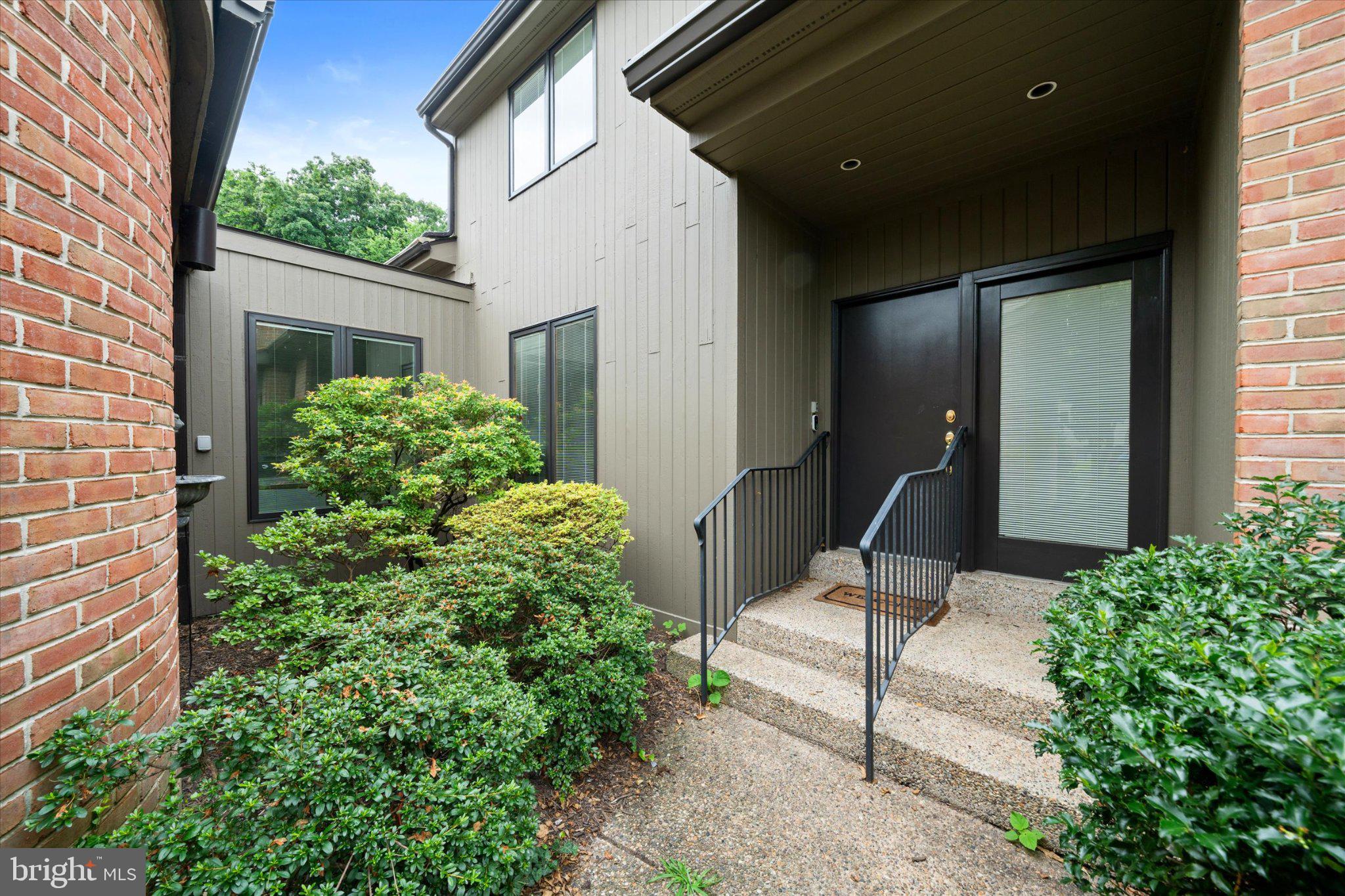 122 DOWNS DRIVE