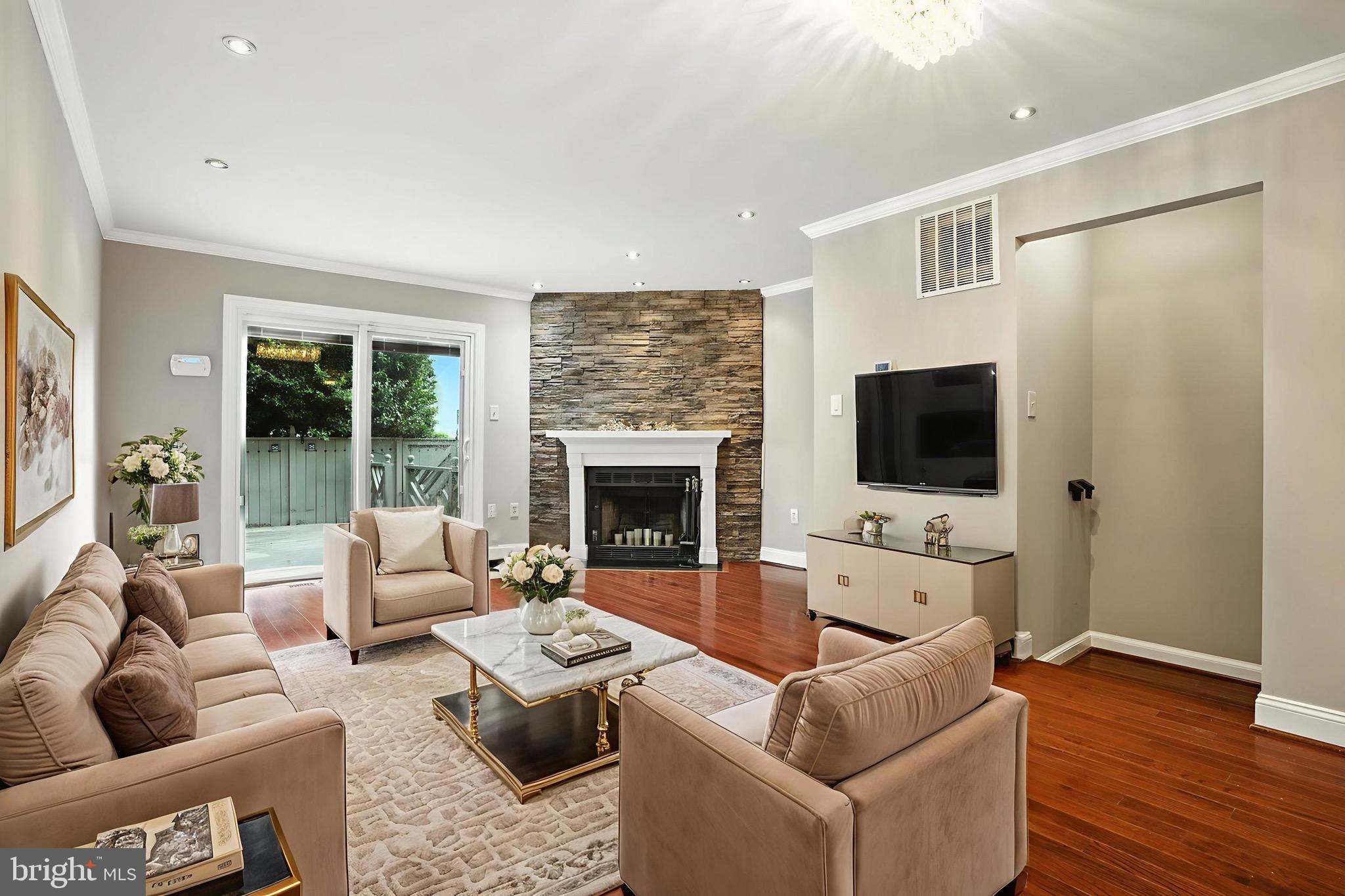 TACKETTS MILL - Residential Lease