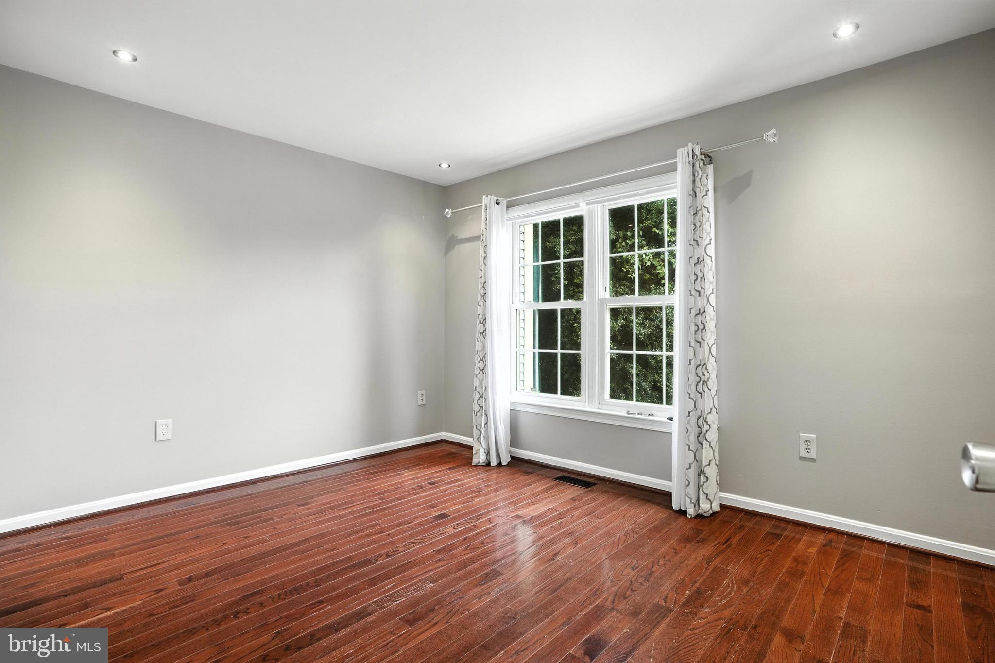 TACKETTS MILL - Residential Lease