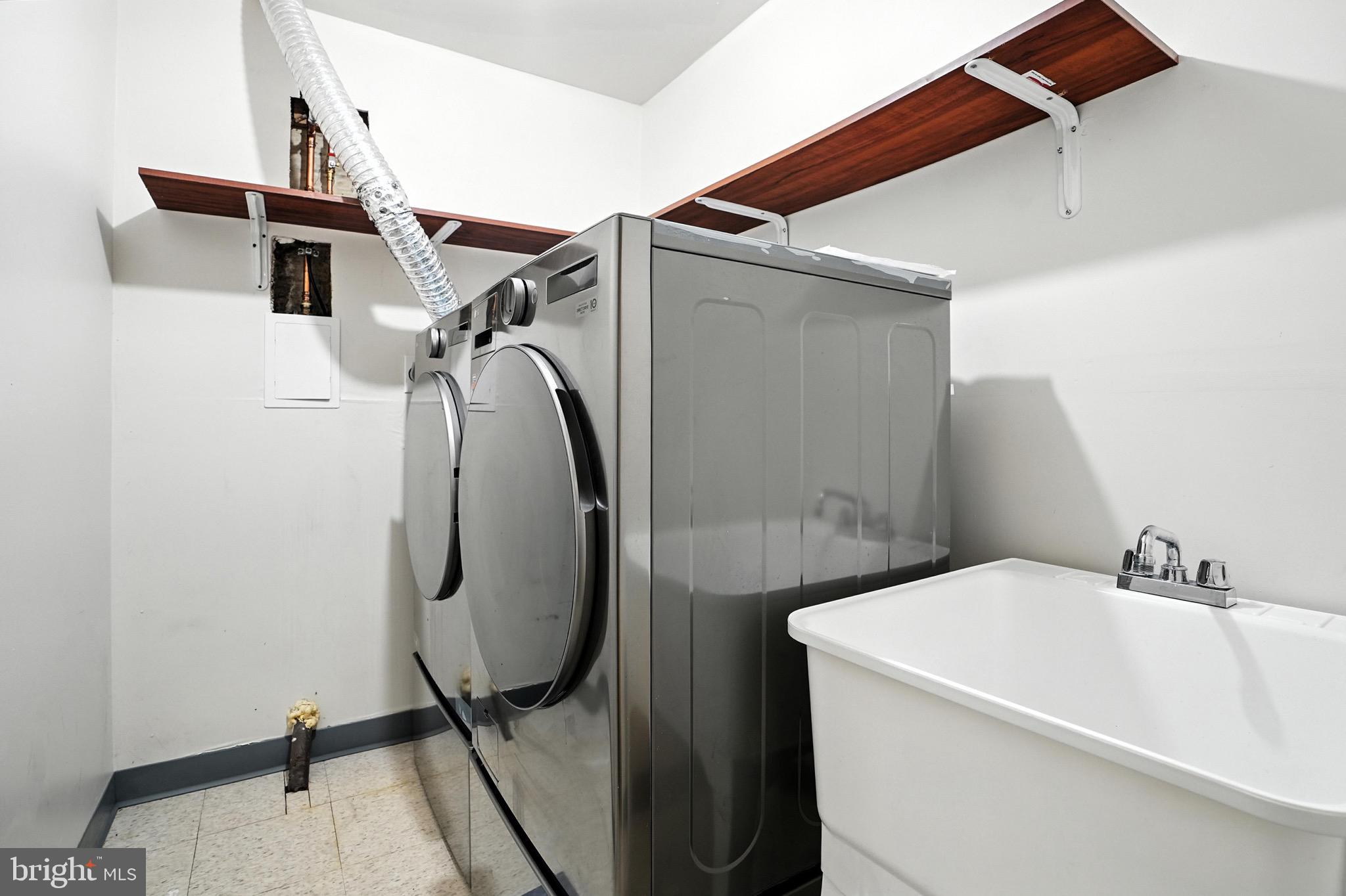 TACKETTS MILL - Residential Lease