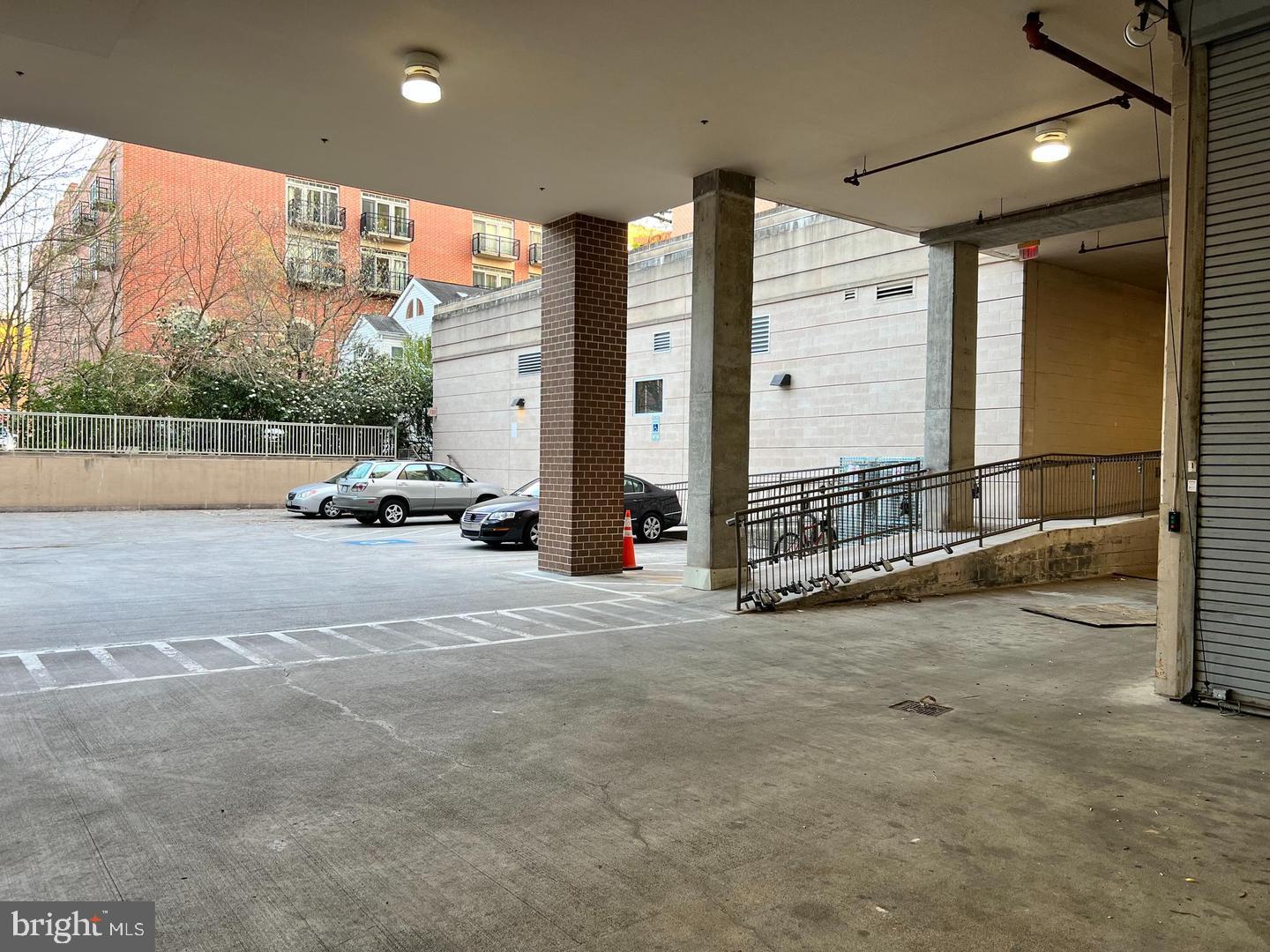 SPECTRUM CONDO - Residential Lease