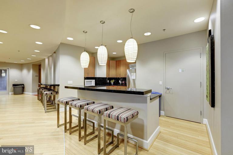 SPECTRUM CONDO - Residential Lease