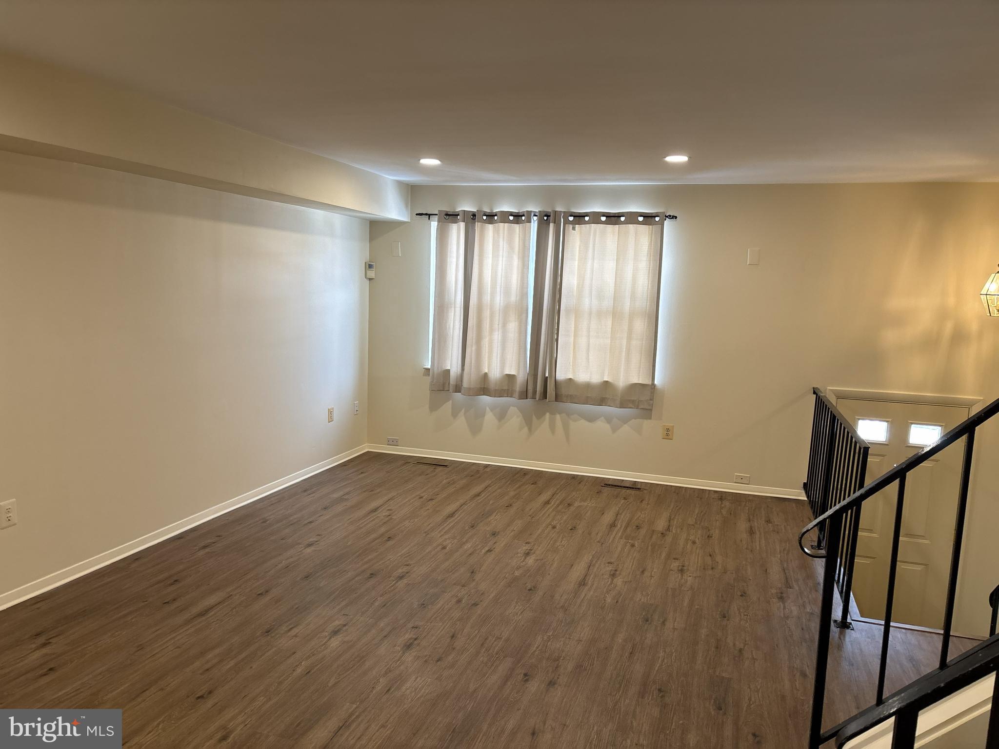 DREXEL WOODS - Residential Lease