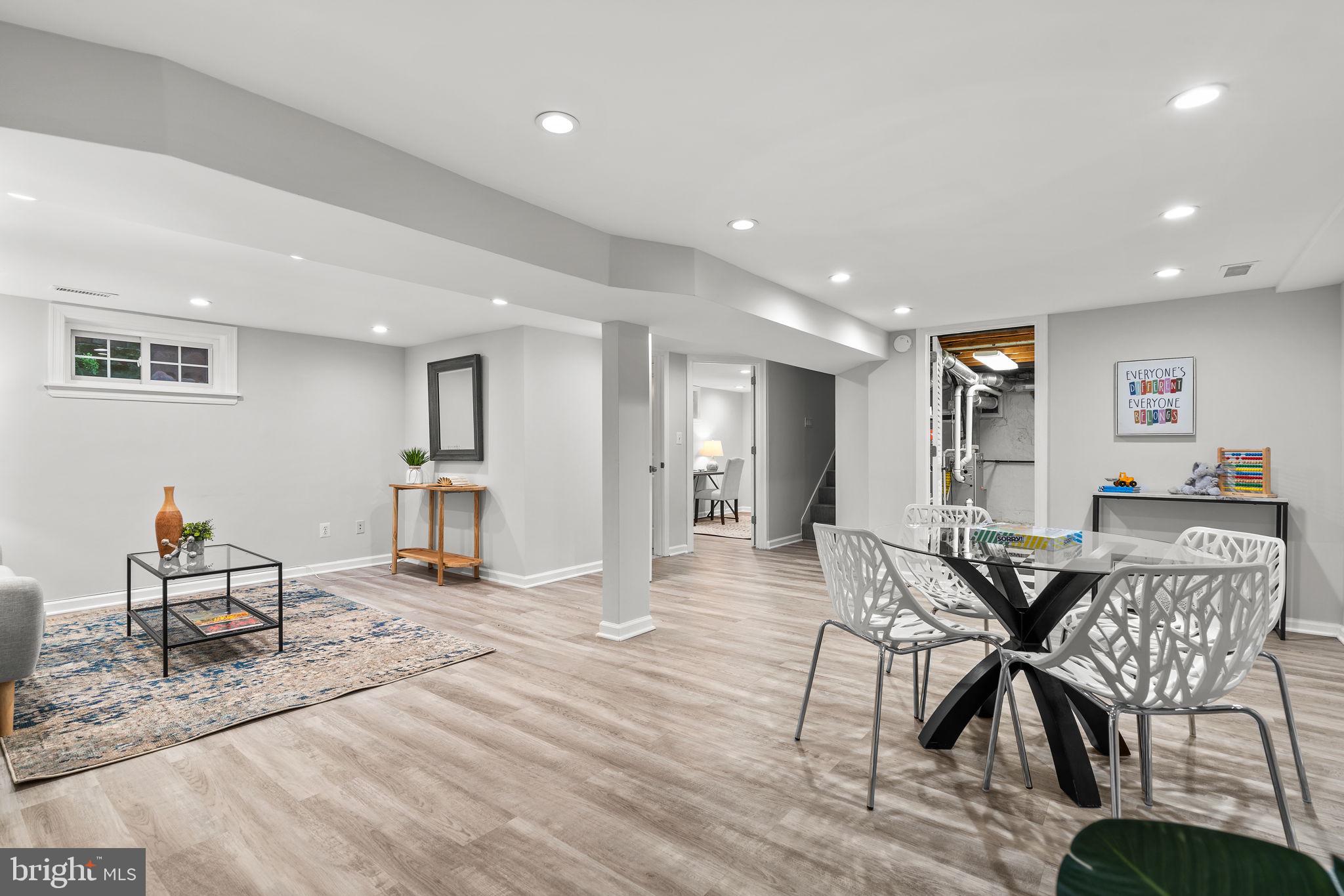 HUNTINGTON TERRACE - Residential