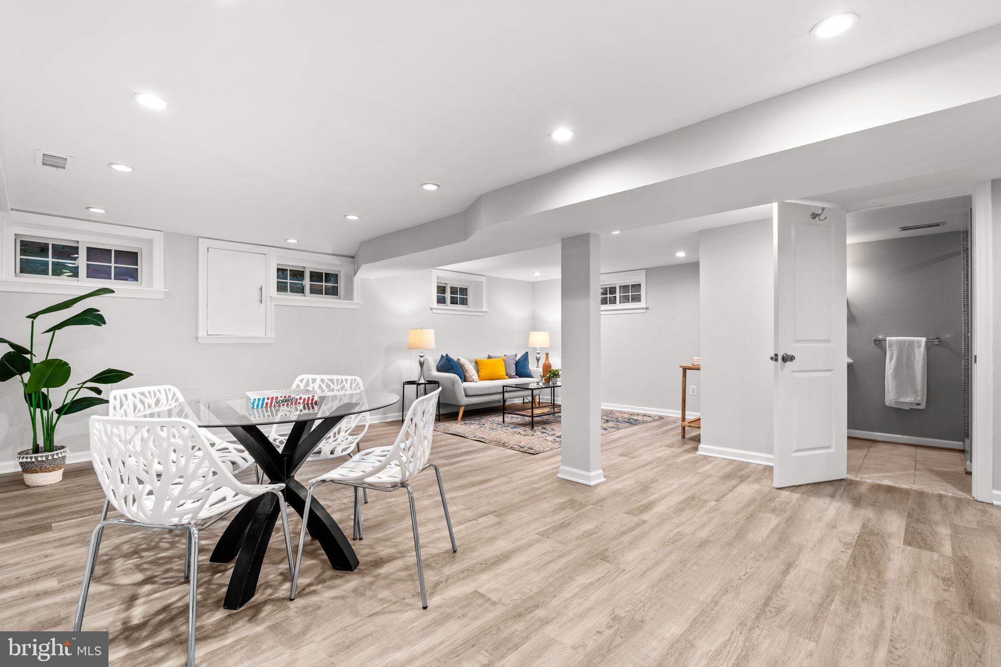 HUNTINGTON TERRACE - Residential