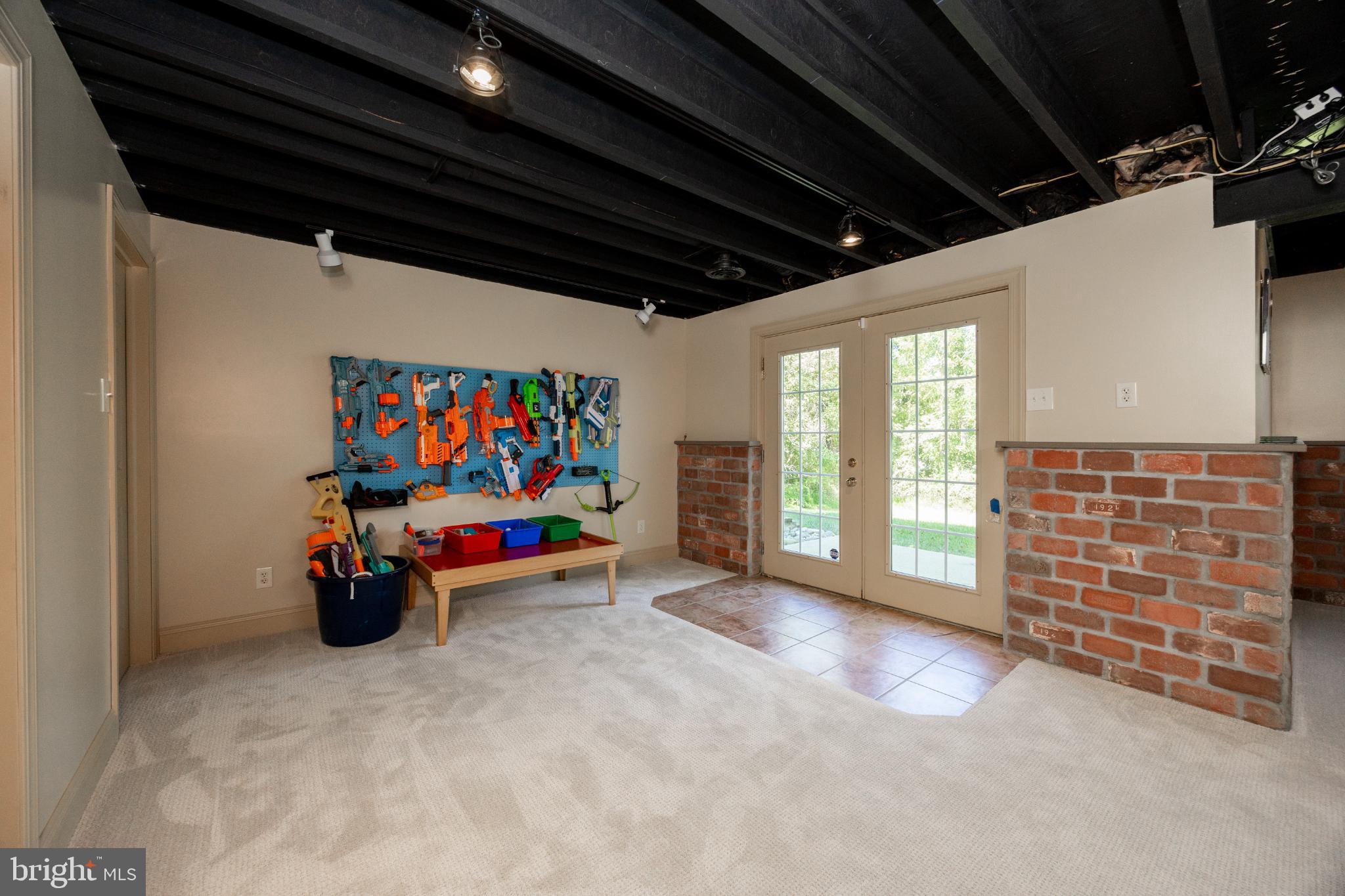 TAYLORS RUN - Residential