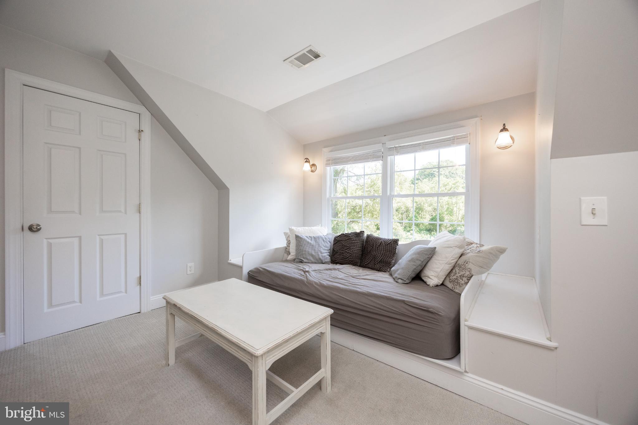 TAYLORS RUN - Residential