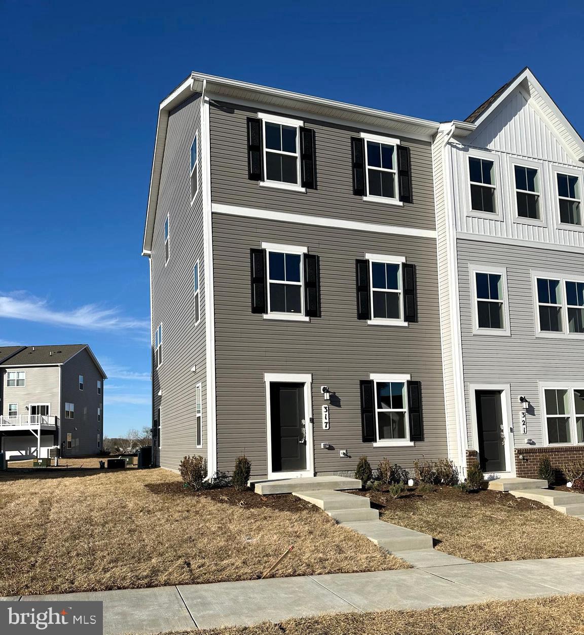 SHENANDOAH SPRINGS - Residential Lease