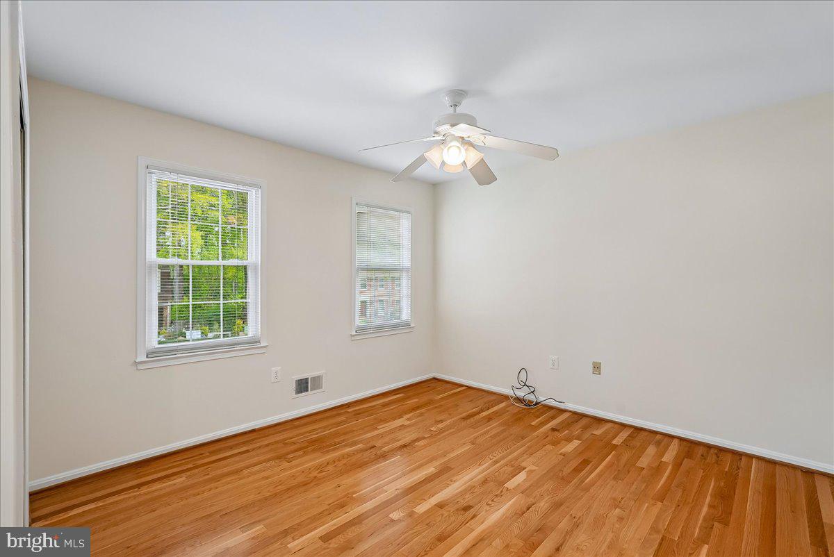 CANTERBURY WOODS - Residential