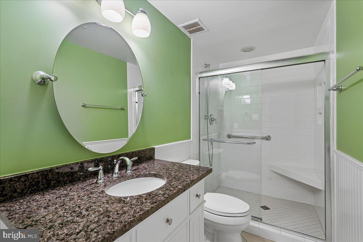 CANTERBURY WOODS - Residential