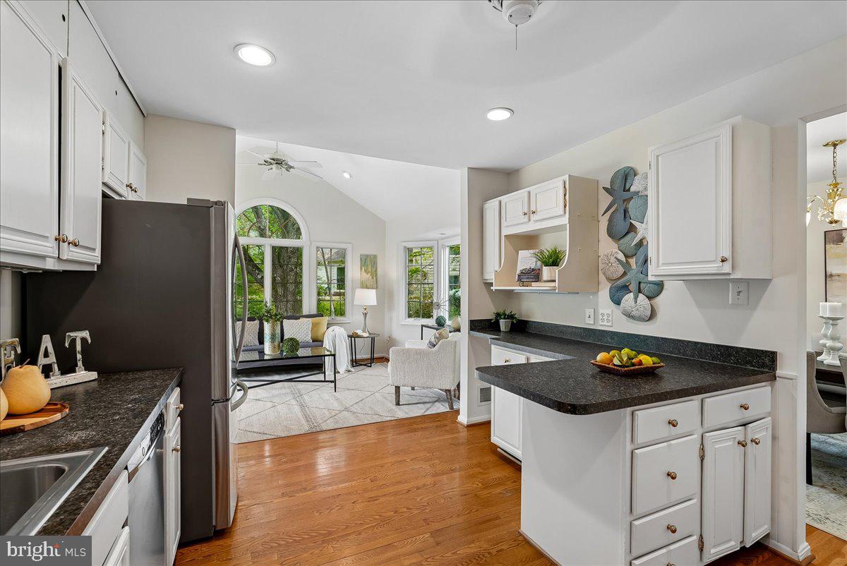 CANTERBURY WOODS - Residential