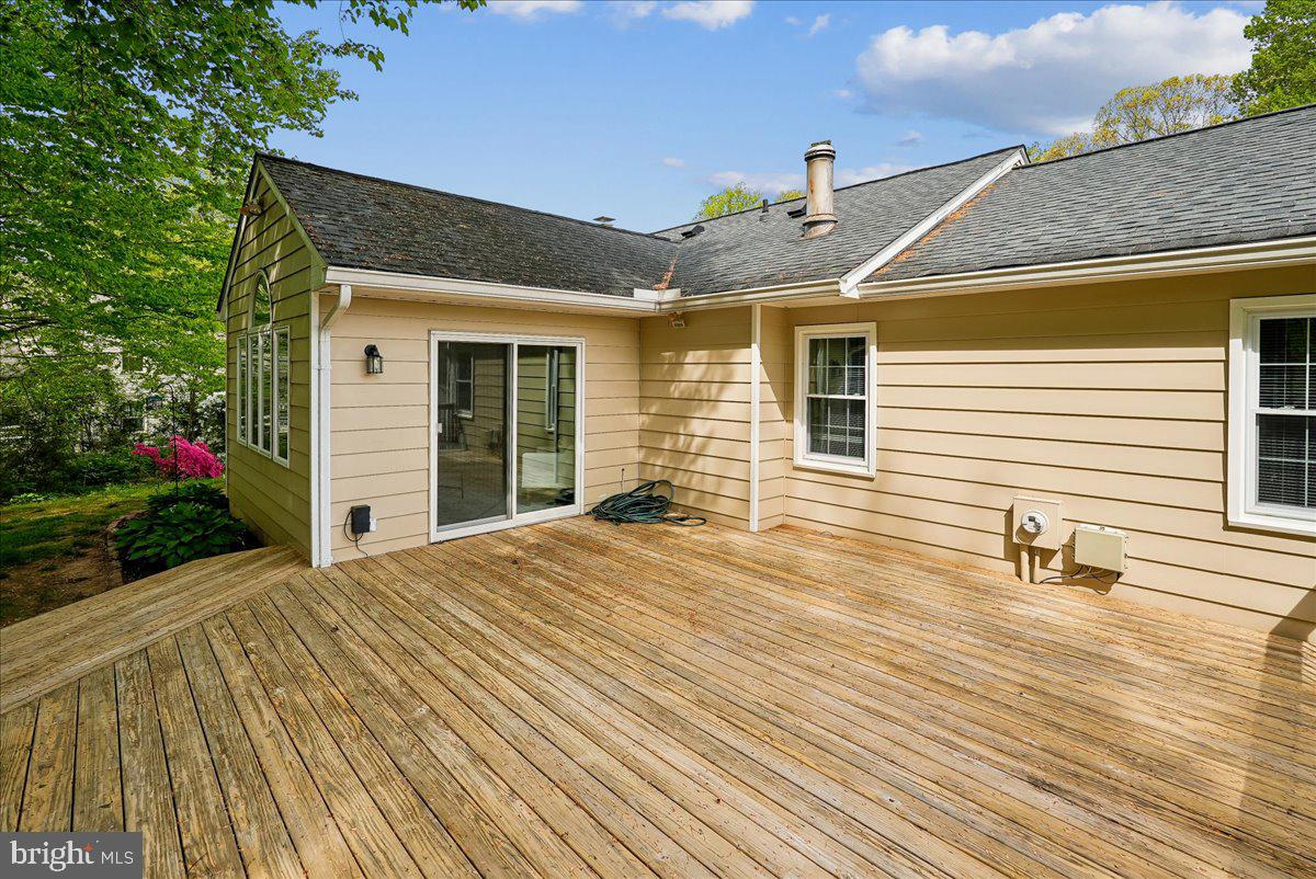 CANTERBURY WOODS - Residential