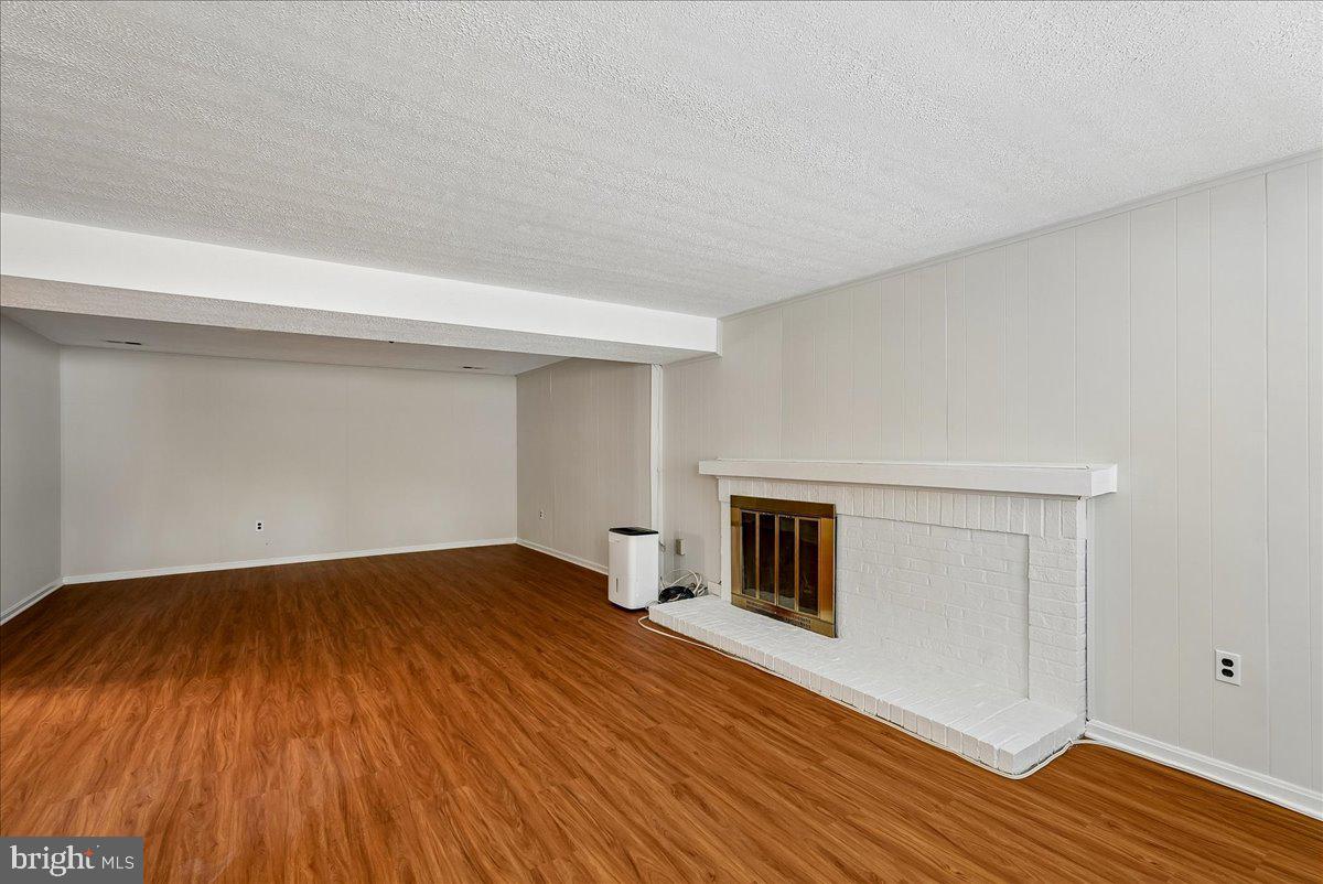 CANTERBURY WOODS - Residential