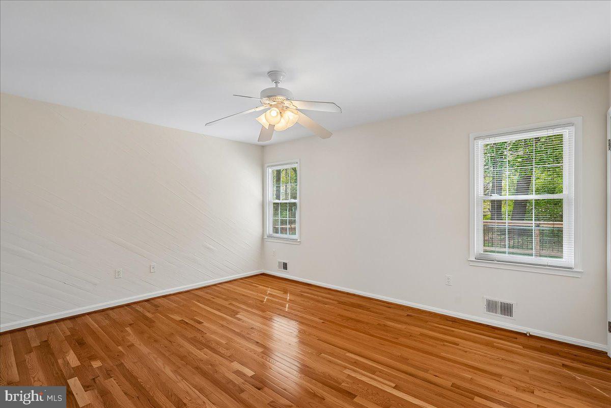 CANTERBURY WOODS - Residential