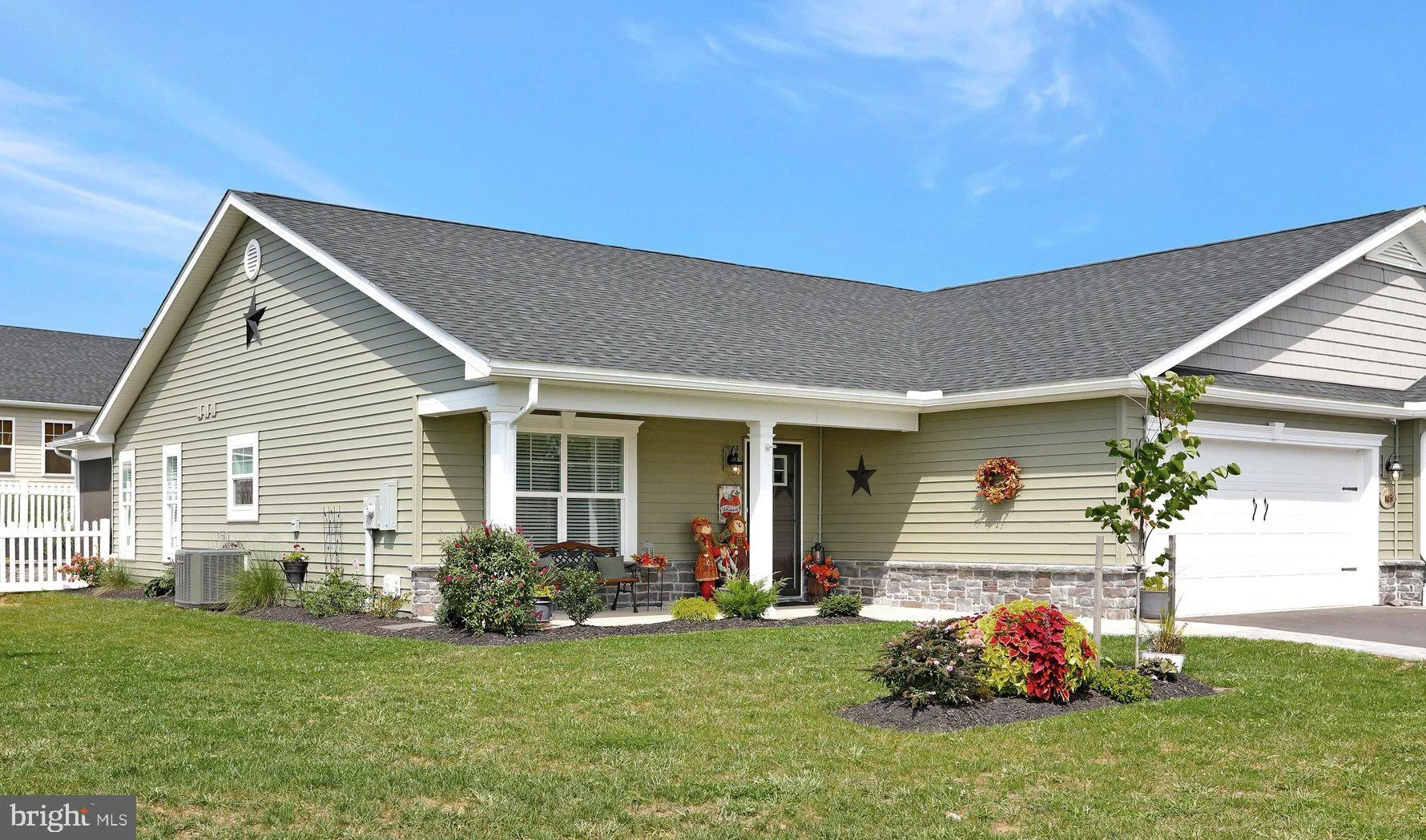 87 Akron Drive, Falling Waters, WV 25419
