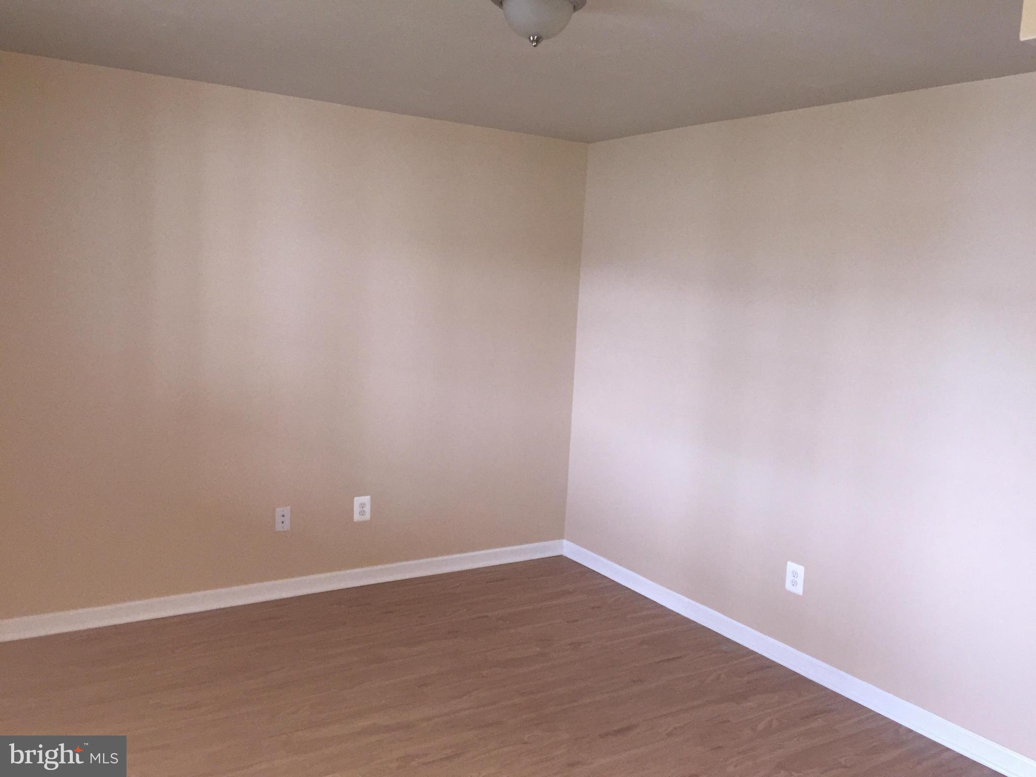 LAKELAND PLACE - Residential