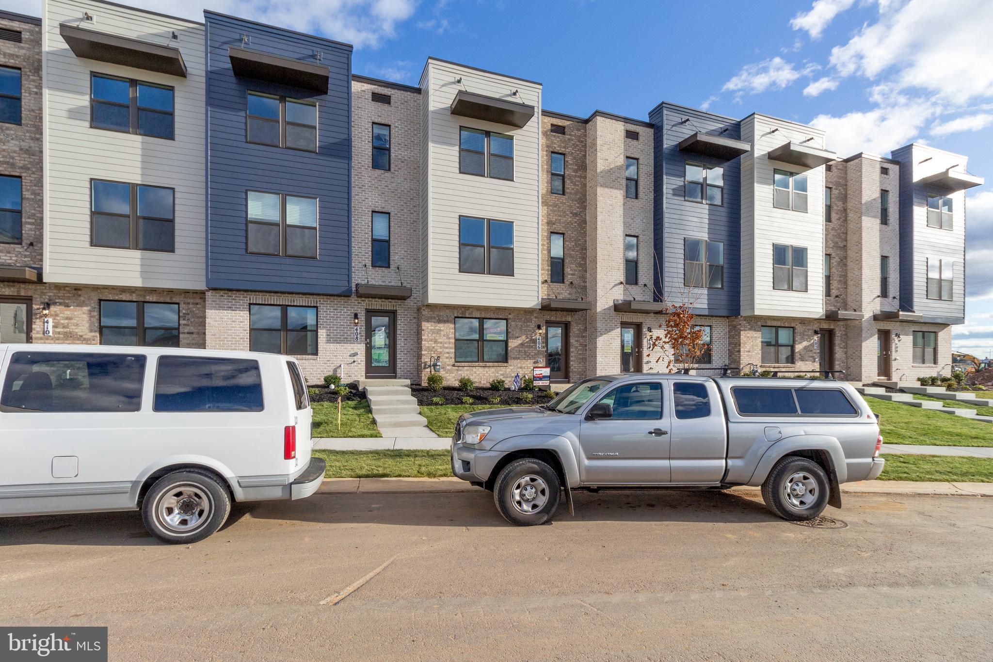 RENN QUARTER - Residential Lease